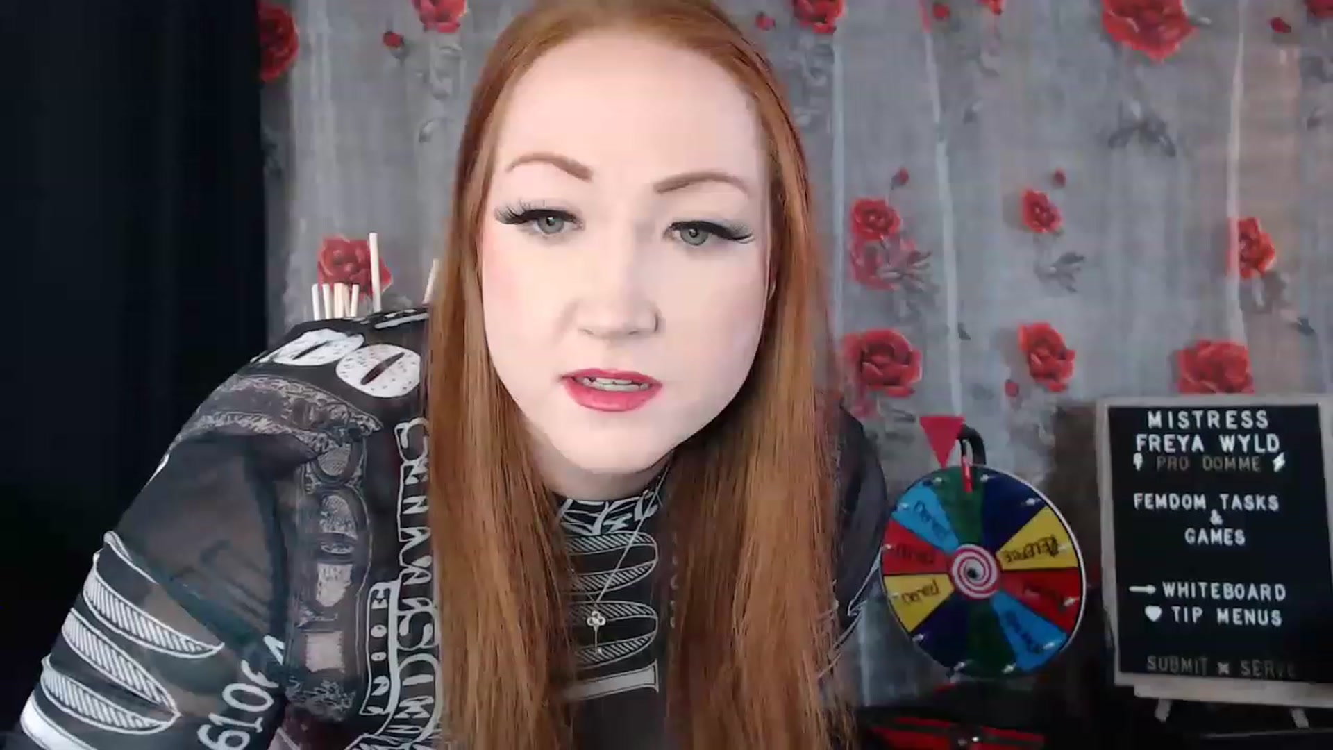 Gallery image thumbnail from FreyaWyld's myfreecams stream on, 12/19/2022, 08:06 image 7 of 20