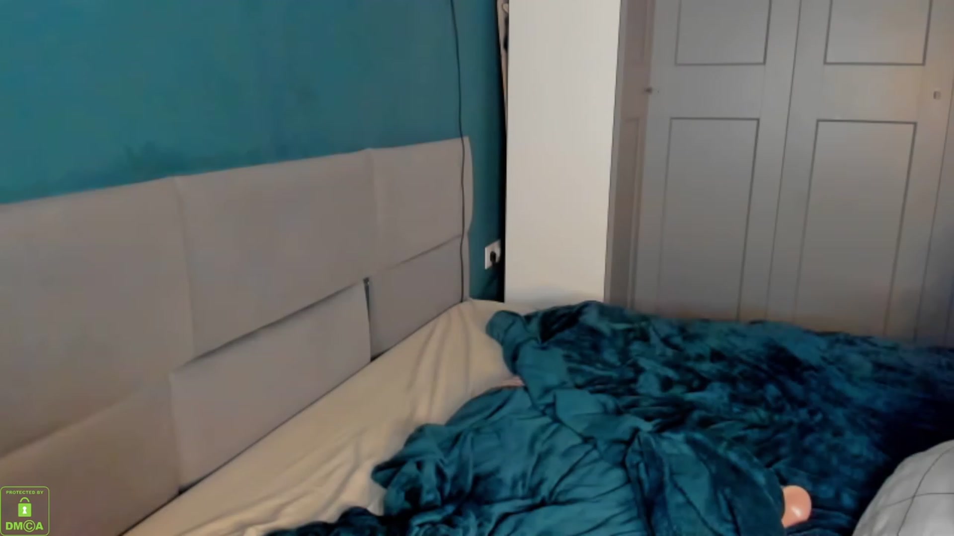Gallery image thumbnail from Freya_love3's myfreecams stream on, 05/23/2023, 19:46 image 4 of 20