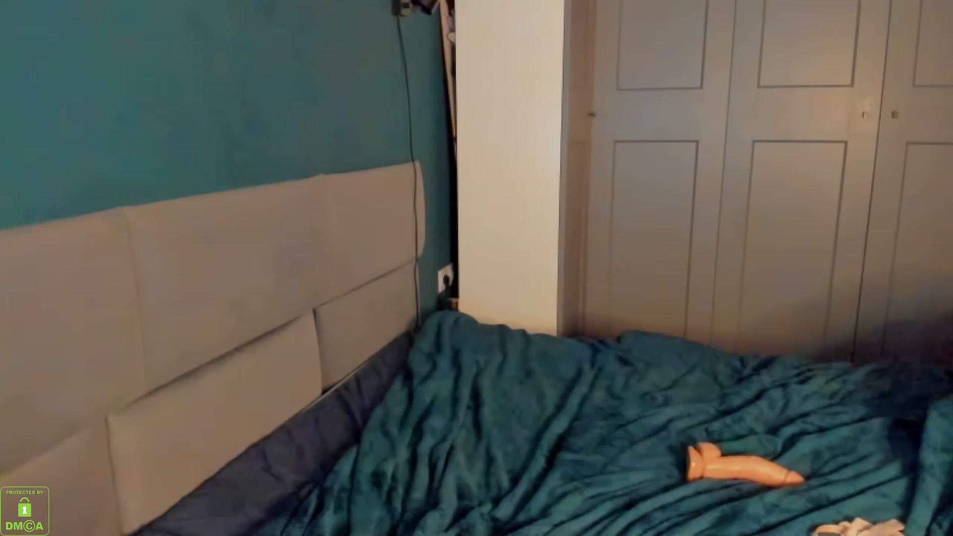 Gallery image thumbnail from Freya_love3's myfreecams stream on, 06/13/2023, 20:09 image 8 of 20