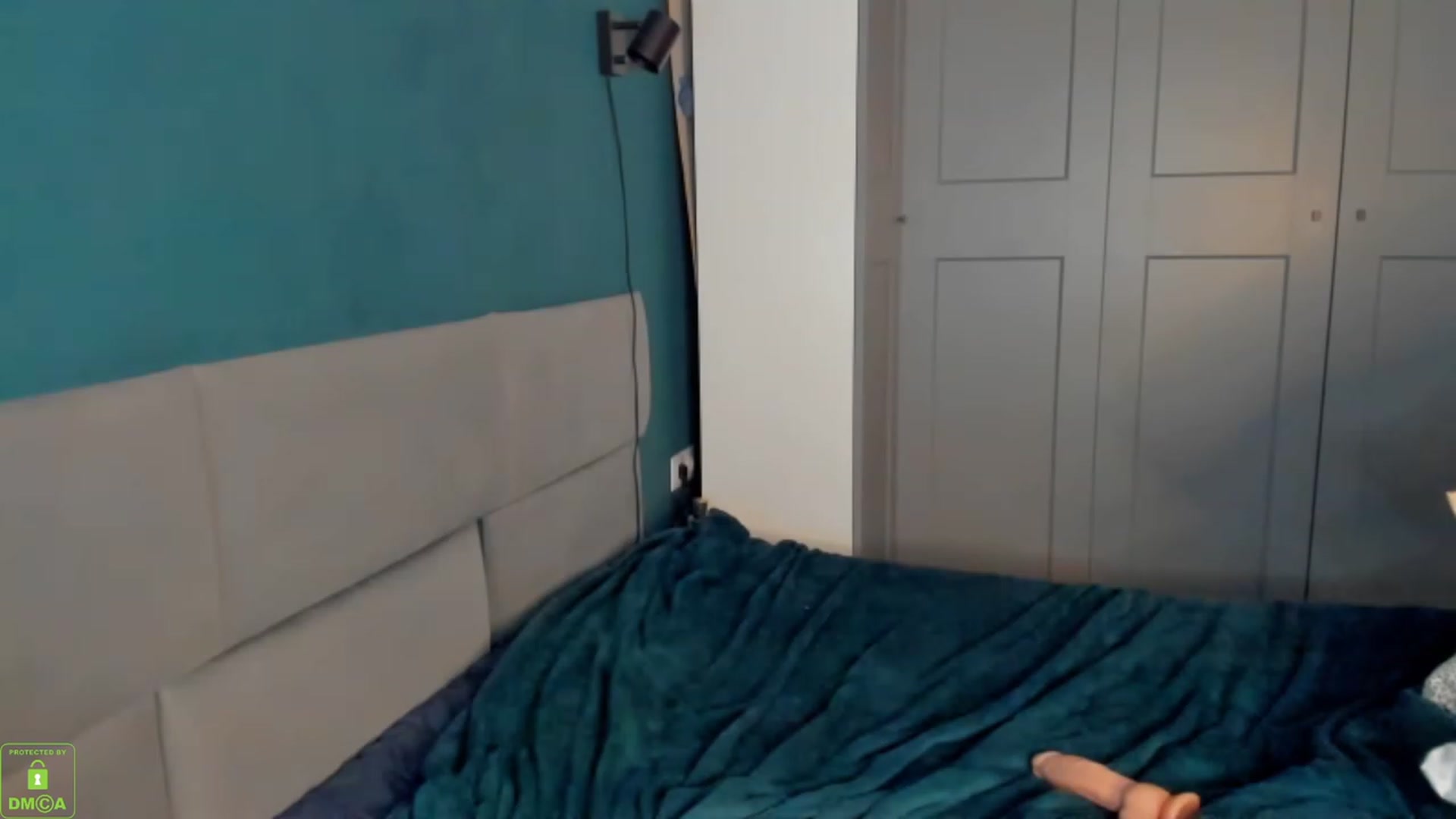 Gallery image thumbnail from Freya_love3's myfreecams stream on, 06/15/2023, 18:43 image 13 of 20