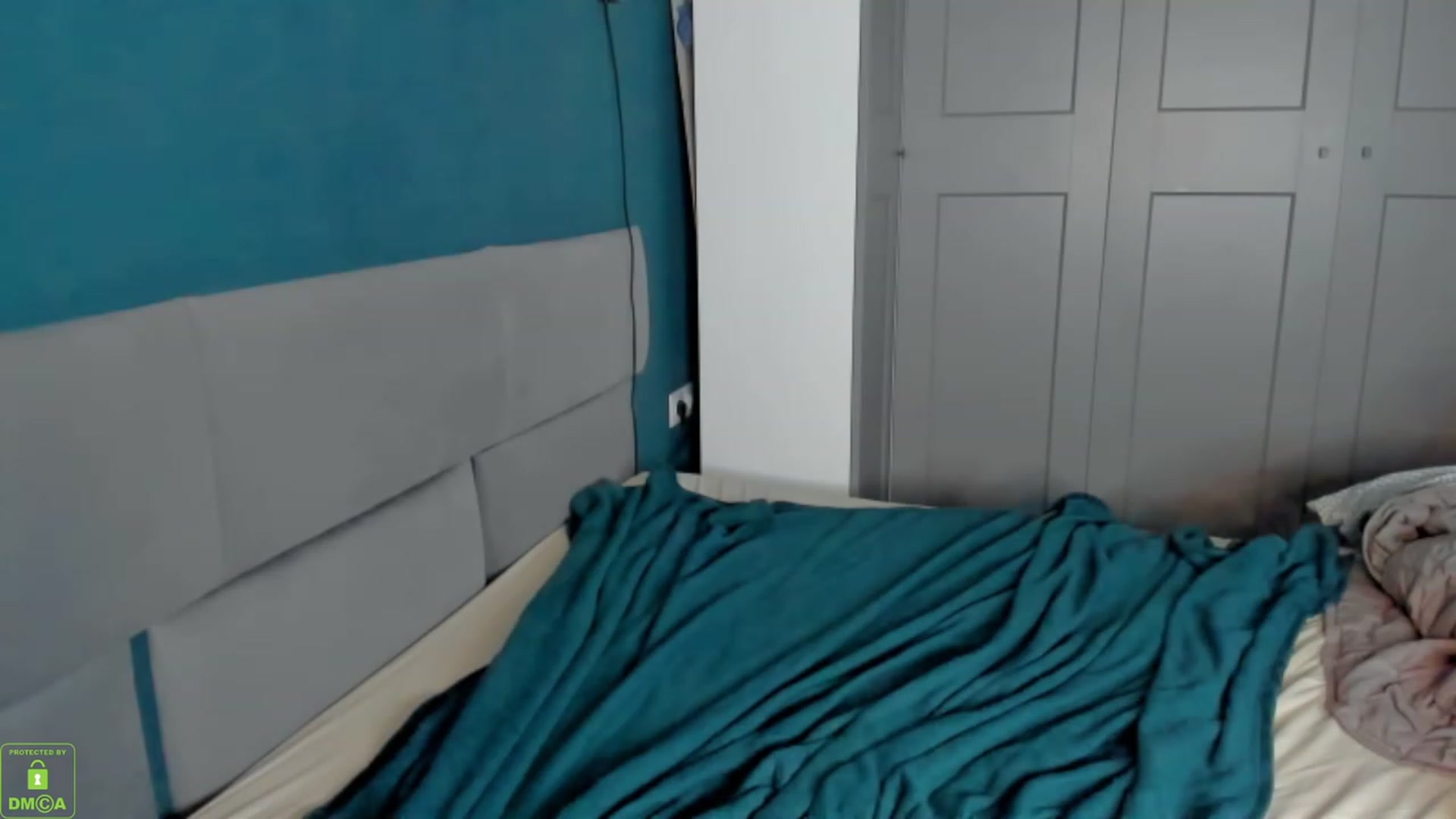 Gallery image thumbnail from Freya_love3's myfreecams stream on, 06/19/2023, 20:50 image 18 of 20