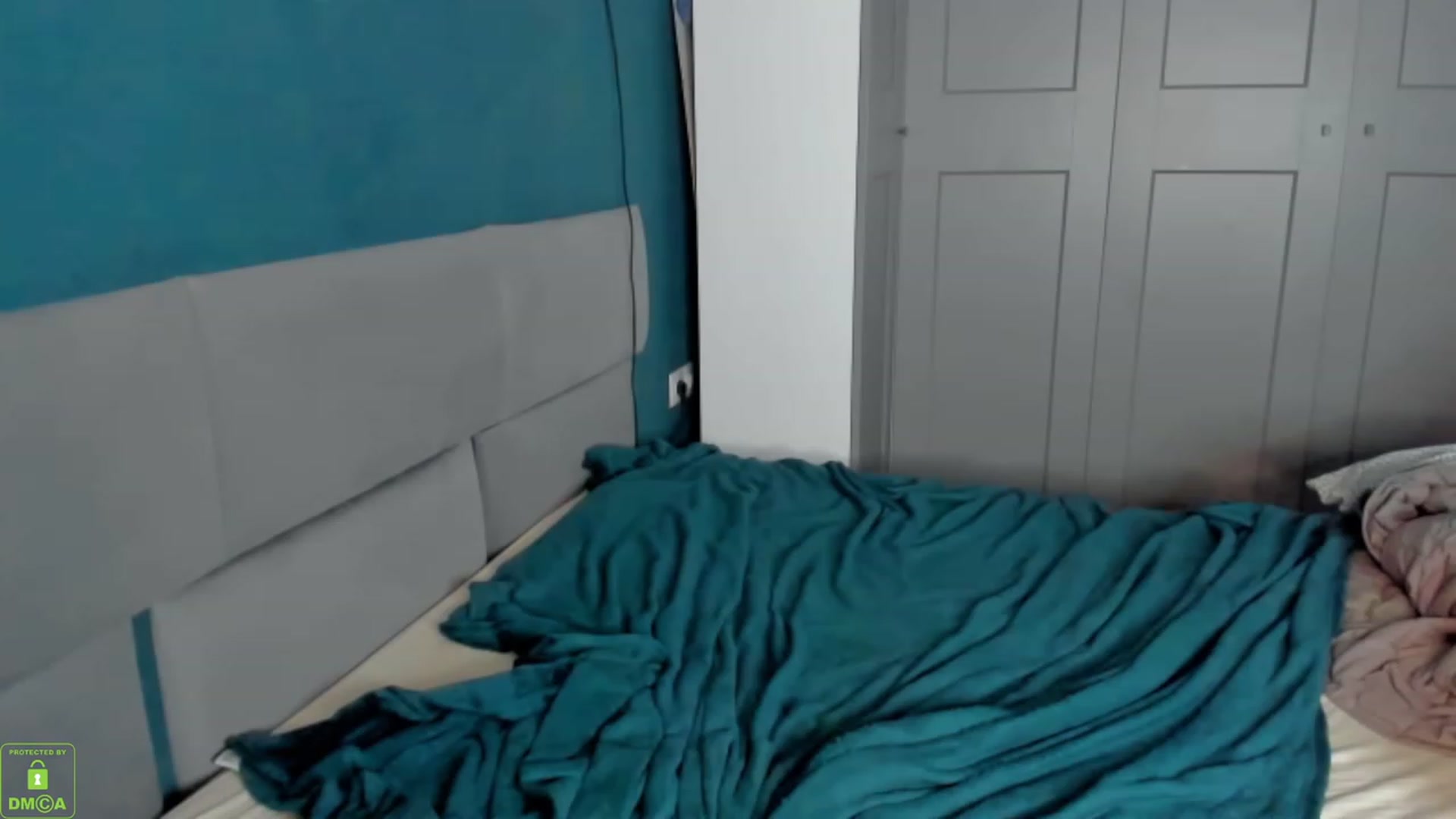 Gallery image thumbnail from Freya_love3's myfreecams stream on, 06/19/2023, 20:50 image 7 of 20