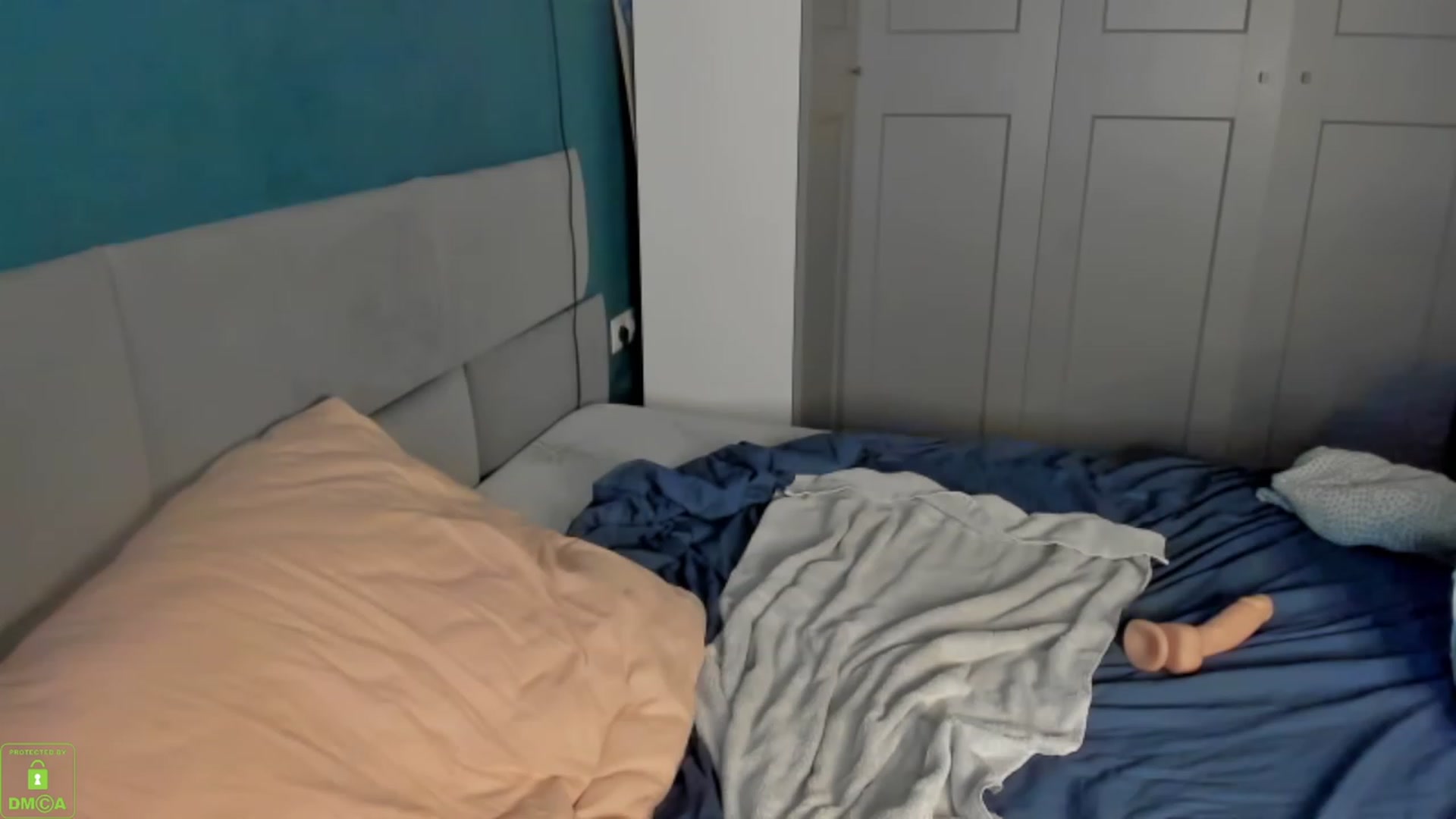 Gallery image thumbnail from Freya_love3's myfreecams stream on, 07/27/2023, 21:19 image 5 of 20