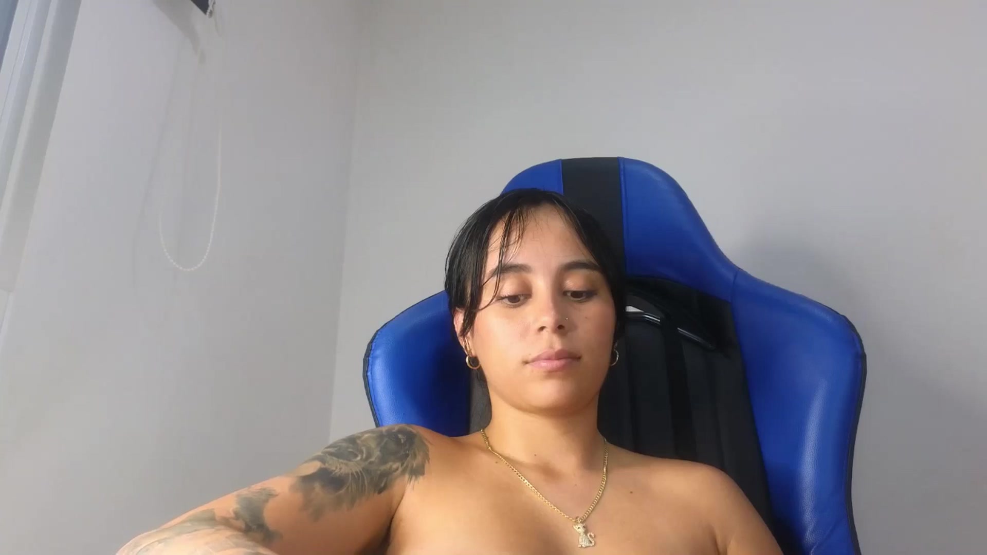 Gallery image thumbnail from Freyja_Sweet's myfreecams stream on, 07/23/2024, 06:36 image 4 of 20