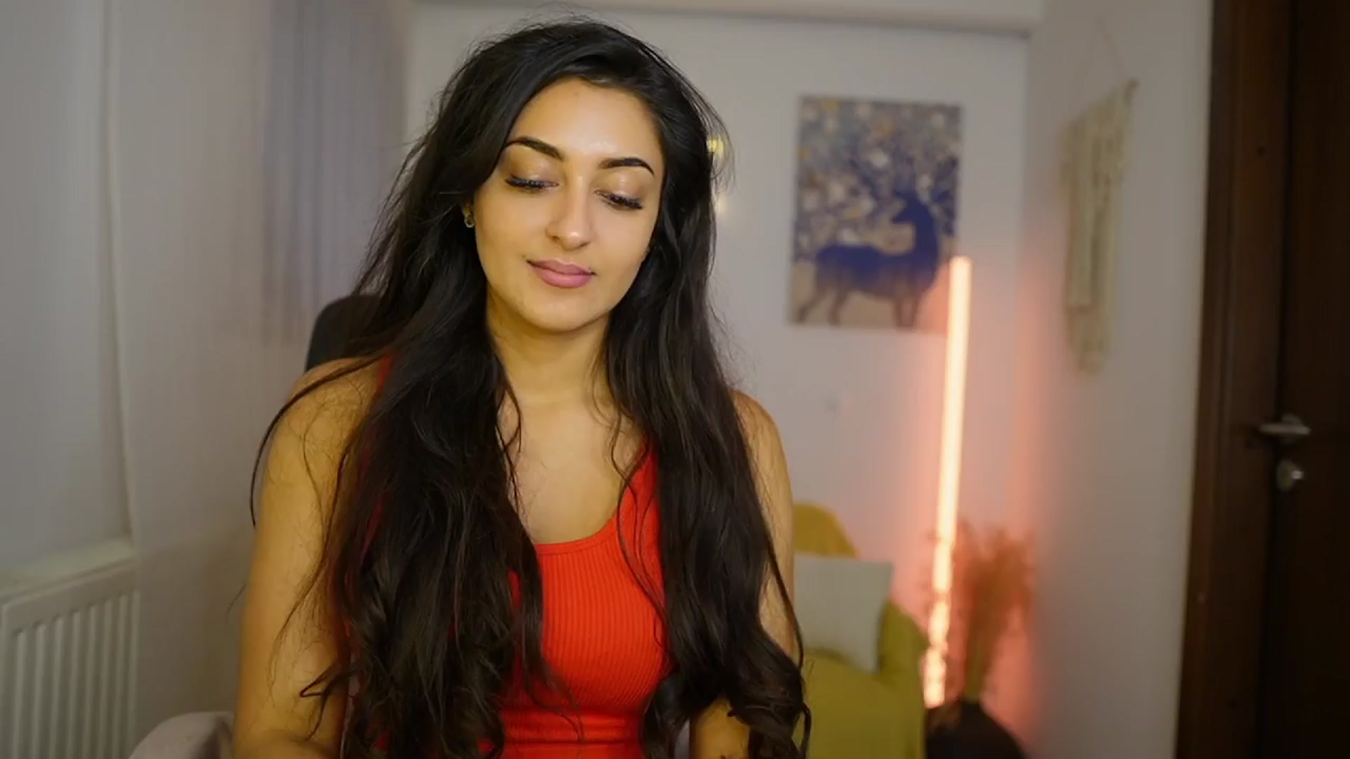 Gallery image thumbnail from Frida_Sante18's myfreecams stream on, 06/01/2024, 17:45 image 15 of 20