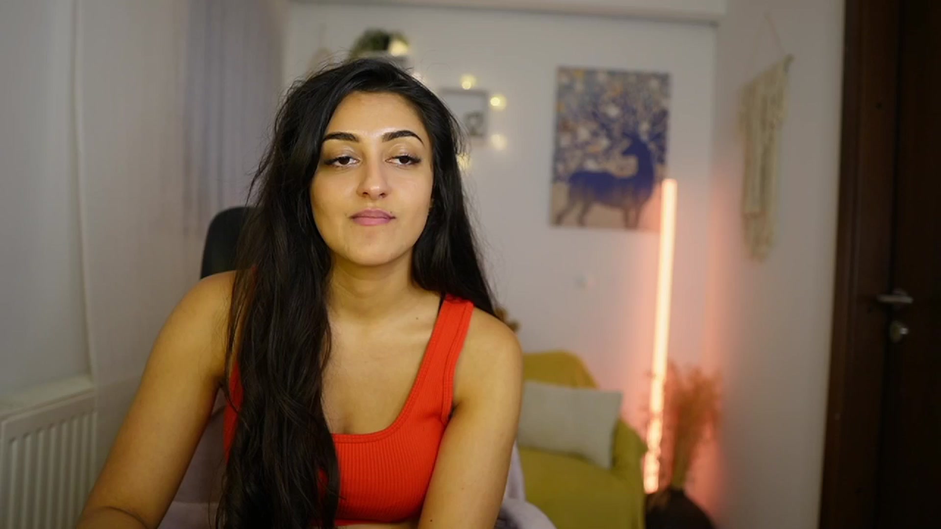Gallery image thumbnail from Frida_Sante18's myfreecams stream on, 06/01/2024, 17:45 image 14 of 20