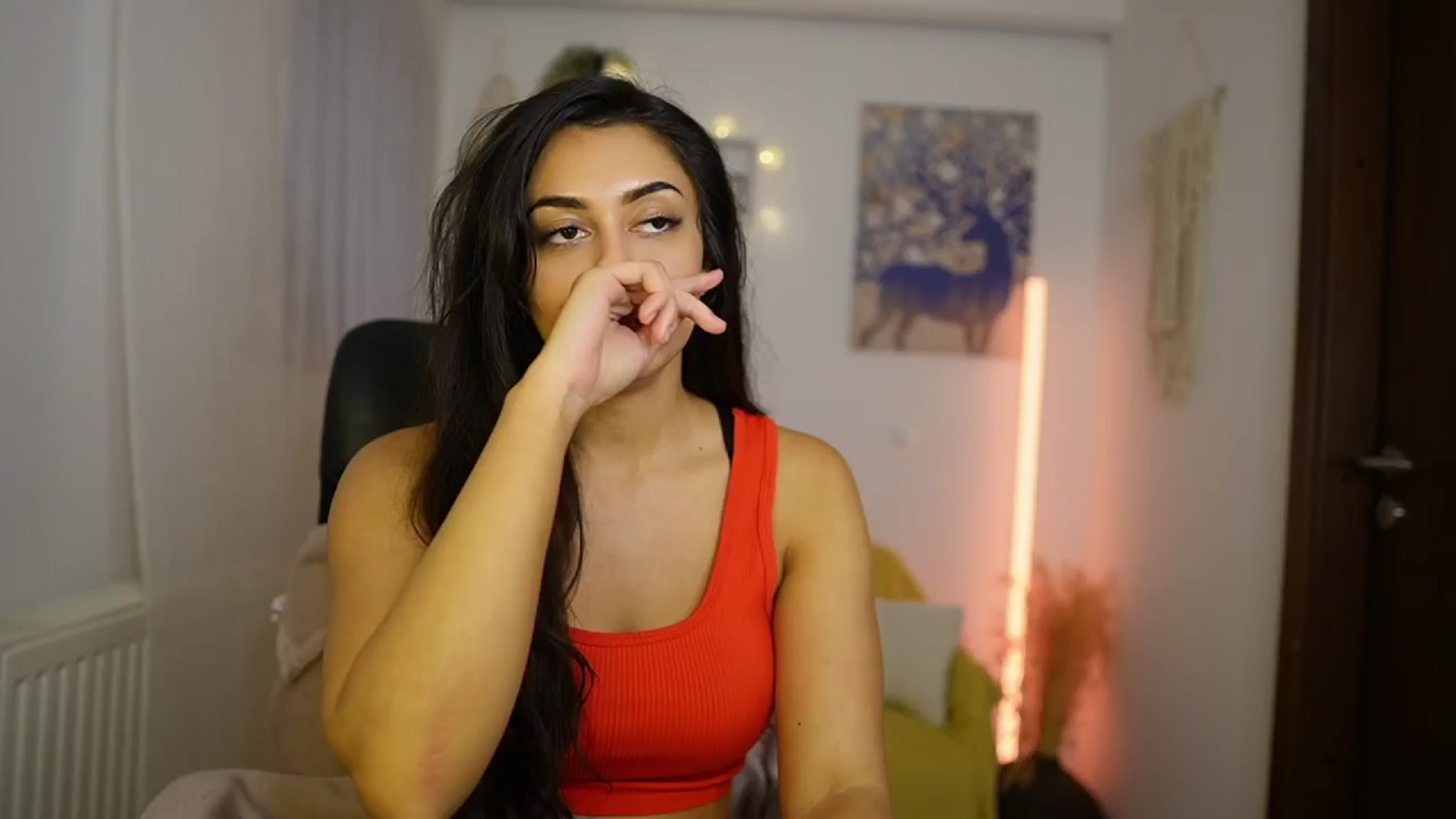 Gallery image thumbnail from Frida_Sante18's myfreecams stream on, 06/01/2024, 17:45 image 12 of 20
