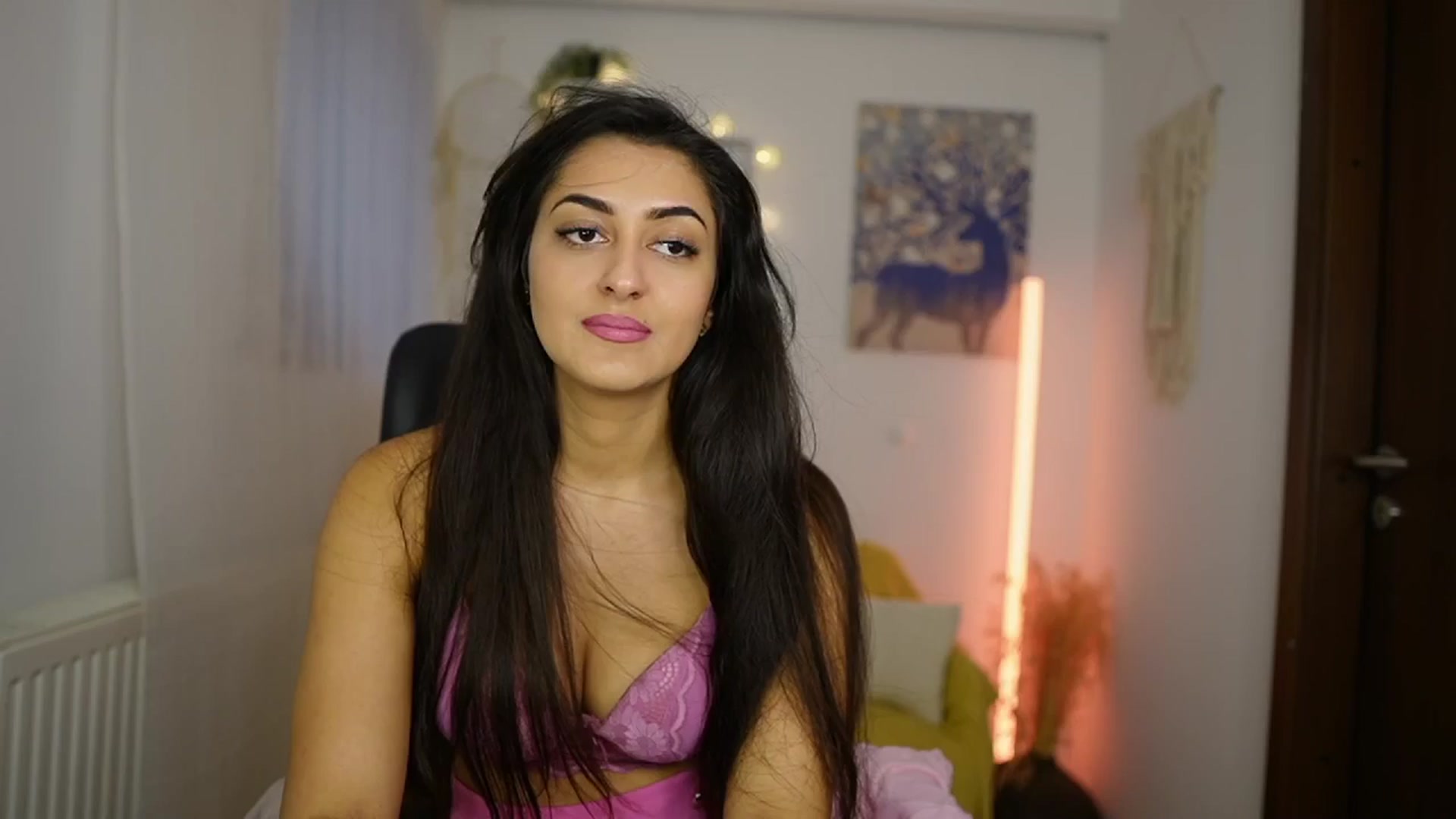 Gallery image thumbnail from Frida_Sante18's myfreecams stream on, 06/02/2024, 15:03 image 1 of 20