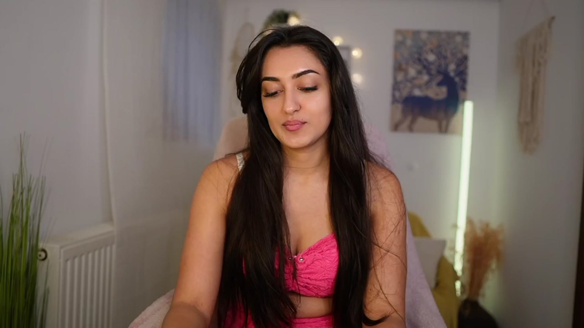 Gallery image thumbnail from Frida_Sante18's myfreecams stream on, 06/03/2024, 18:03 image 10 of 20