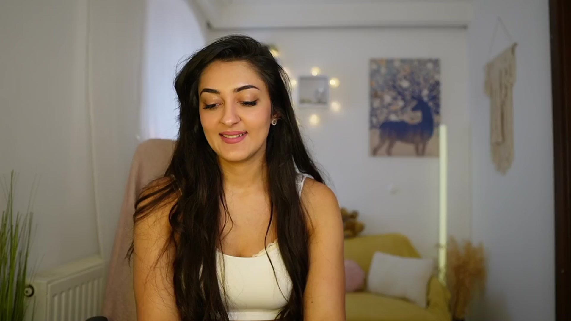 Gallery image thumbnail from Frida_Sante18's myfreecams stream on, 06/05/2024, 14:50 image 19 of 20