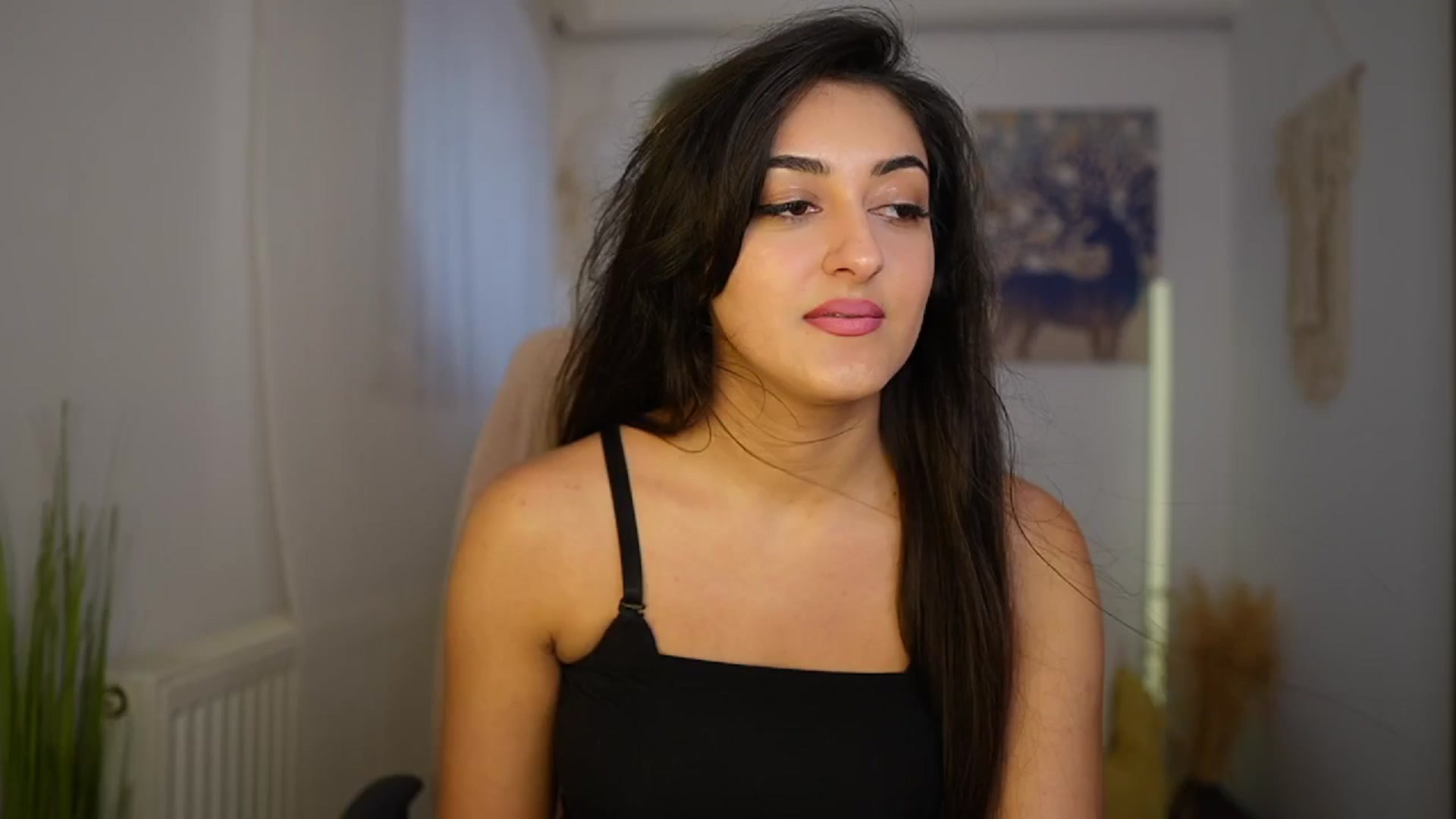Gallery image thumbnail from Frida_Sante18's myfreecams stream on, 06/06/2024, 13:41 image 10 of 20