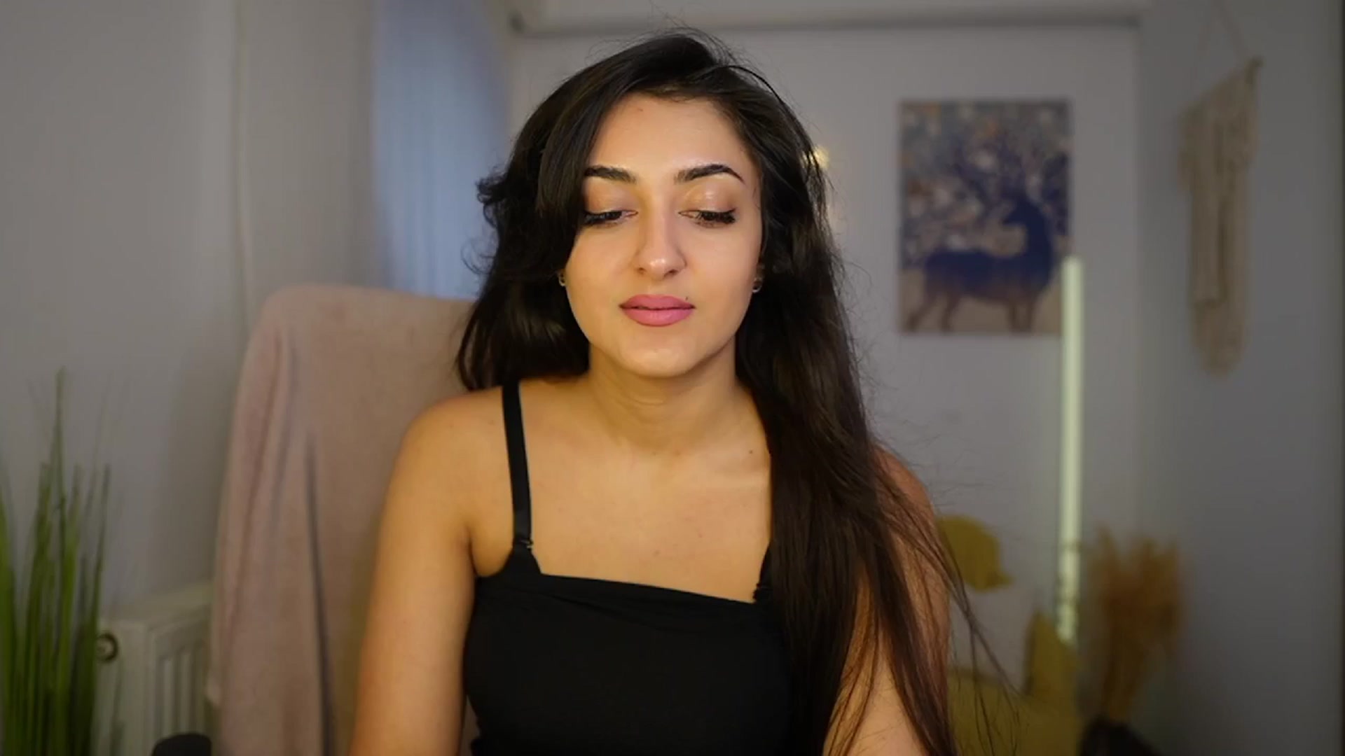 Gallery image thumbnail from Frida_Sante18's myfreecams stream on, 06/06/2024, 16:58 image 5 of 20