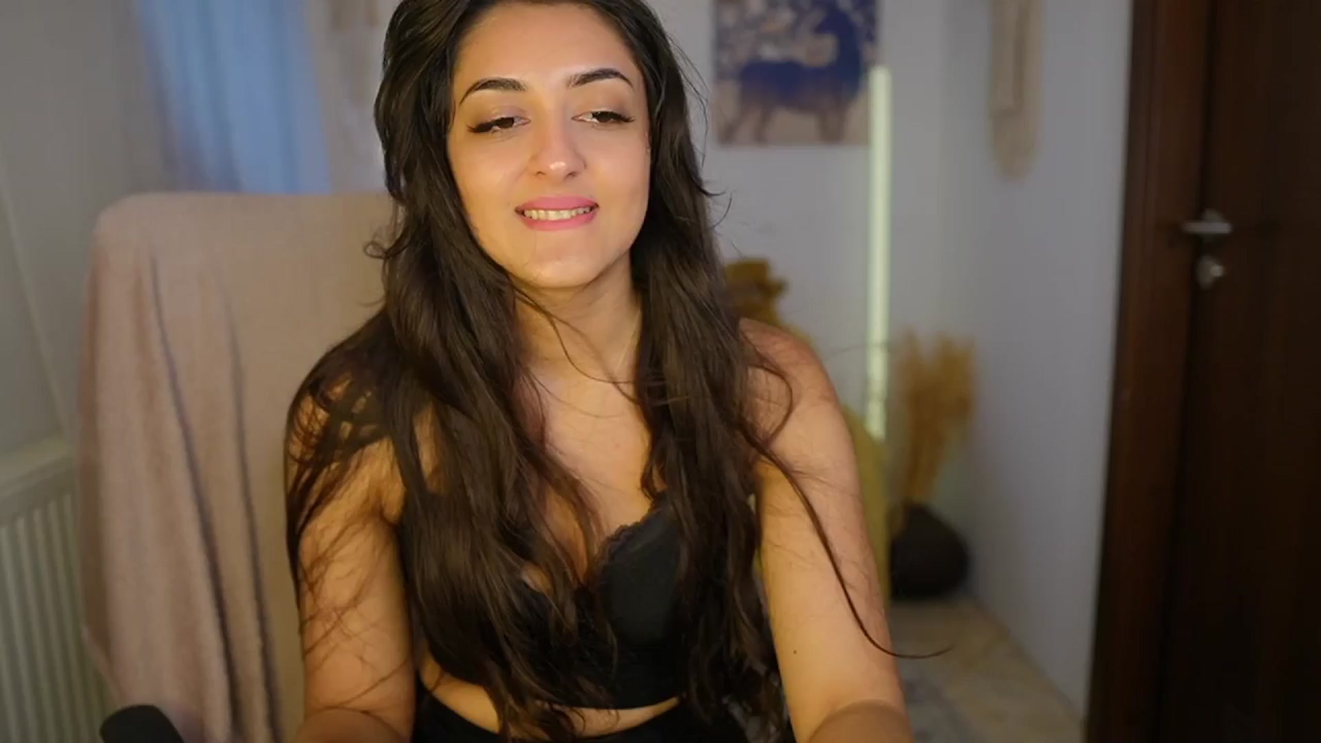 Gallery image thumbnail from Frida_Sante18's myfreecams stream on, 06/11/2024, 16:27 image 20 of 20