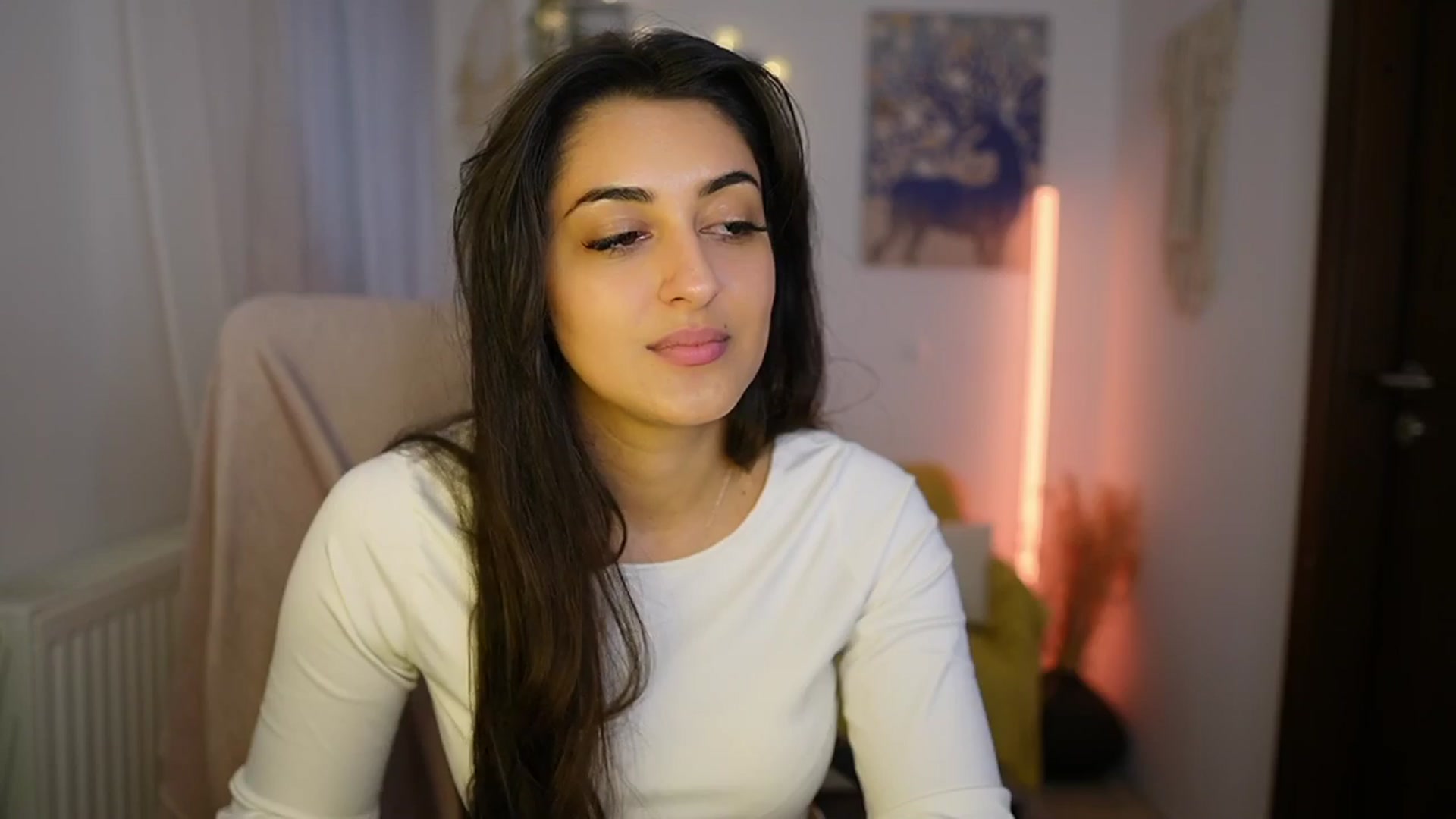 Gallery image thumbnail from Frida_Sante18's myfreecams stream on, 06/13/2024, 16:28 image 10 of 20
