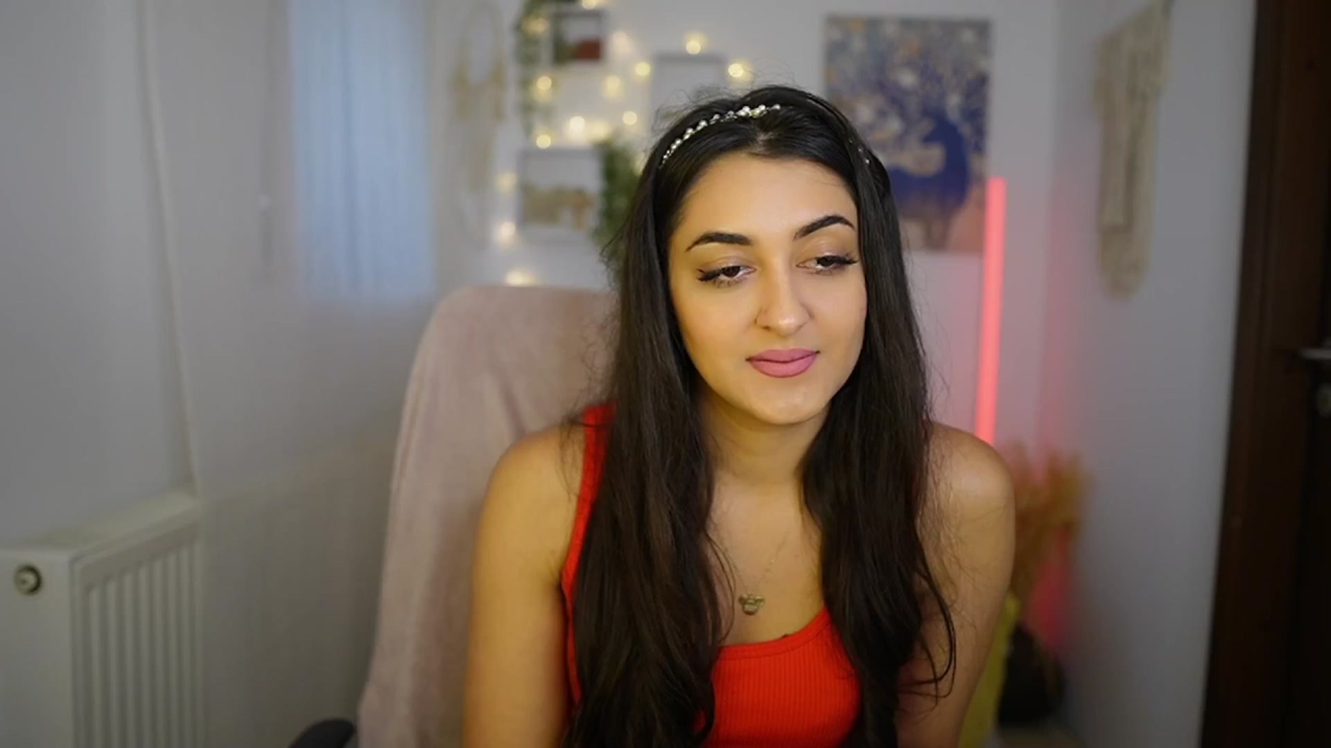 Gallery image thumbnail from Frida_Sante18's myfreecams stream on, 06/15/2024, 15:03 image 12 of 20