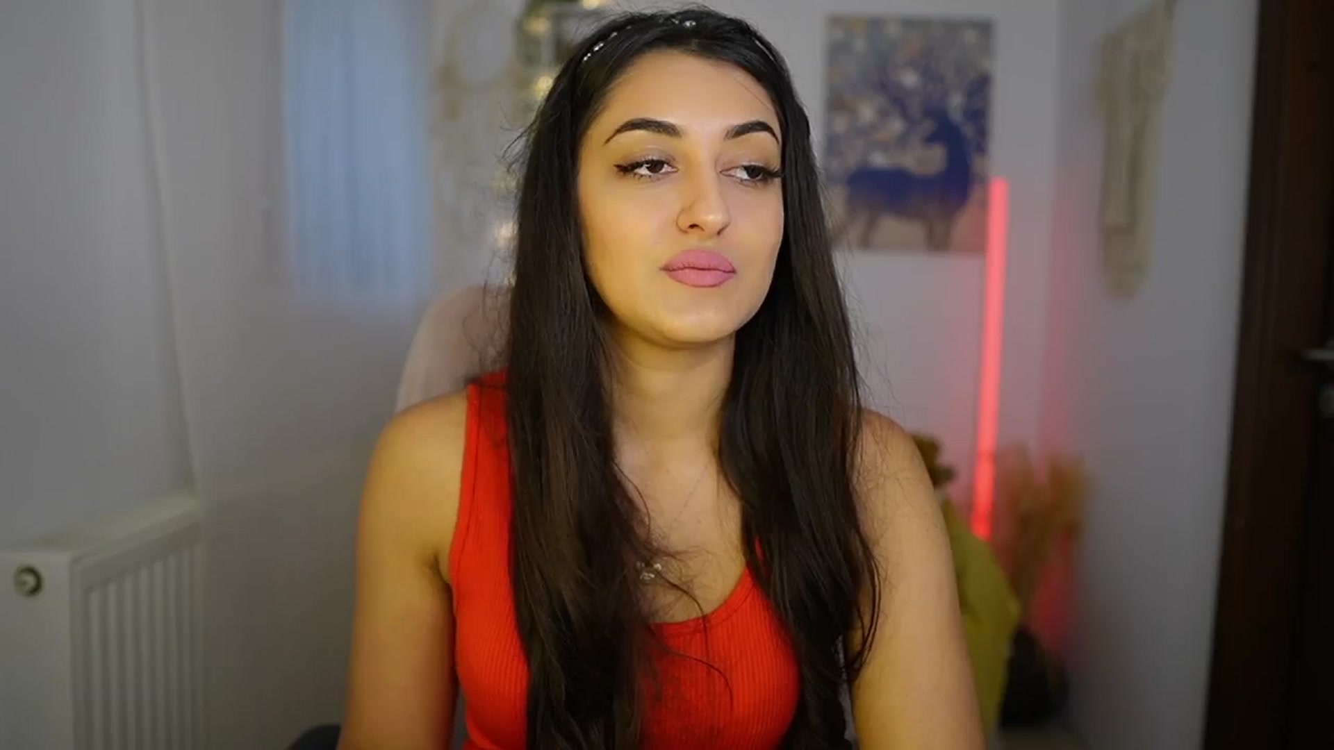 Gallery image thumbnail from Frida_Sante18's myfreecams stream on, 06/15/2024, 15:03 image 9 of 20