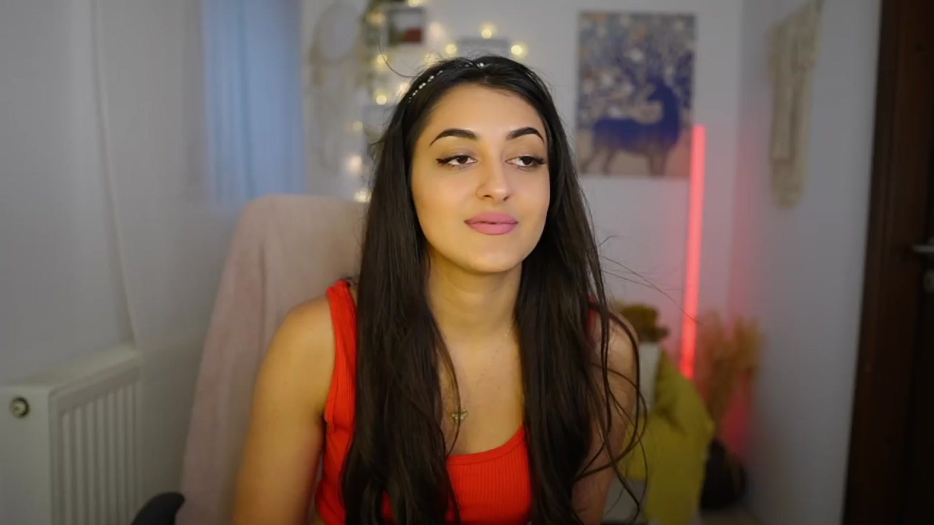Gallery image thumbnail from Frida_Sante18's myfreecams stream on, 06/15/2024, 15:56 image 9 of 20