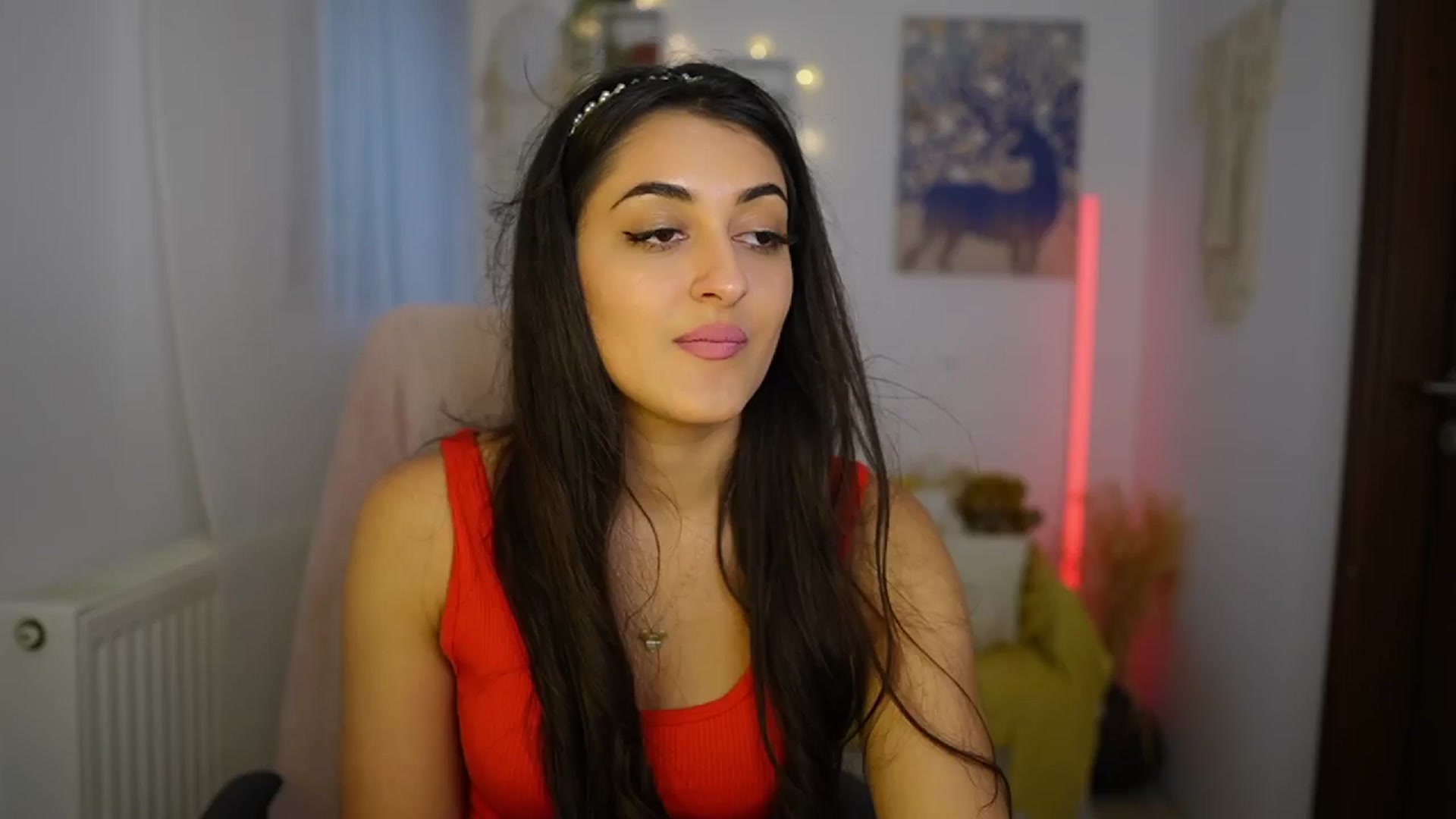 Gallery image thumbnail from Frida_Sante18's myfreecams stream on, 06/15/2024, 15:56 image 5 of 20
