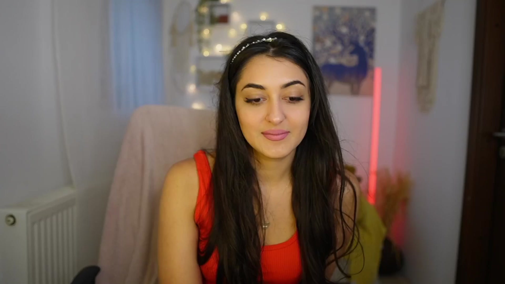 Gallery image thumbnail from Frida_Sante18's myfreecams stream on, 06/15/2024, 15:56 image 13 of 20