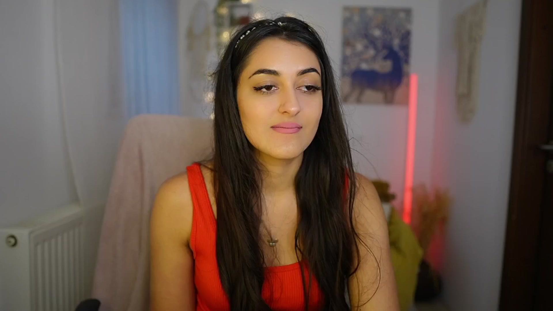 Gallery image thumbnail from Frida_Sante18's myfreecams stream on, 06/15/2024, 16:14 image 5 of 20