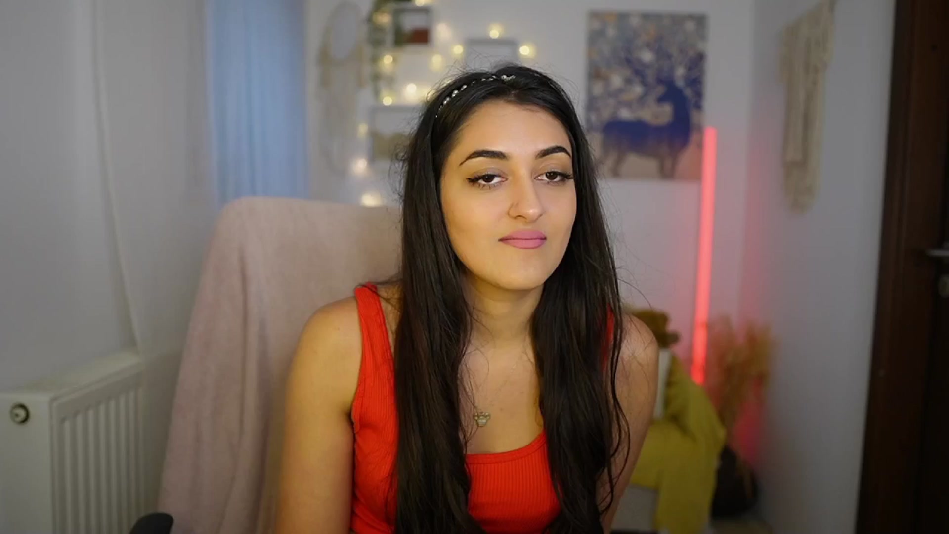 Gallery image thumbnail from Frida_Sante18's myfreecams stream on, 06/15/2024, 16:14 image 12 of 20