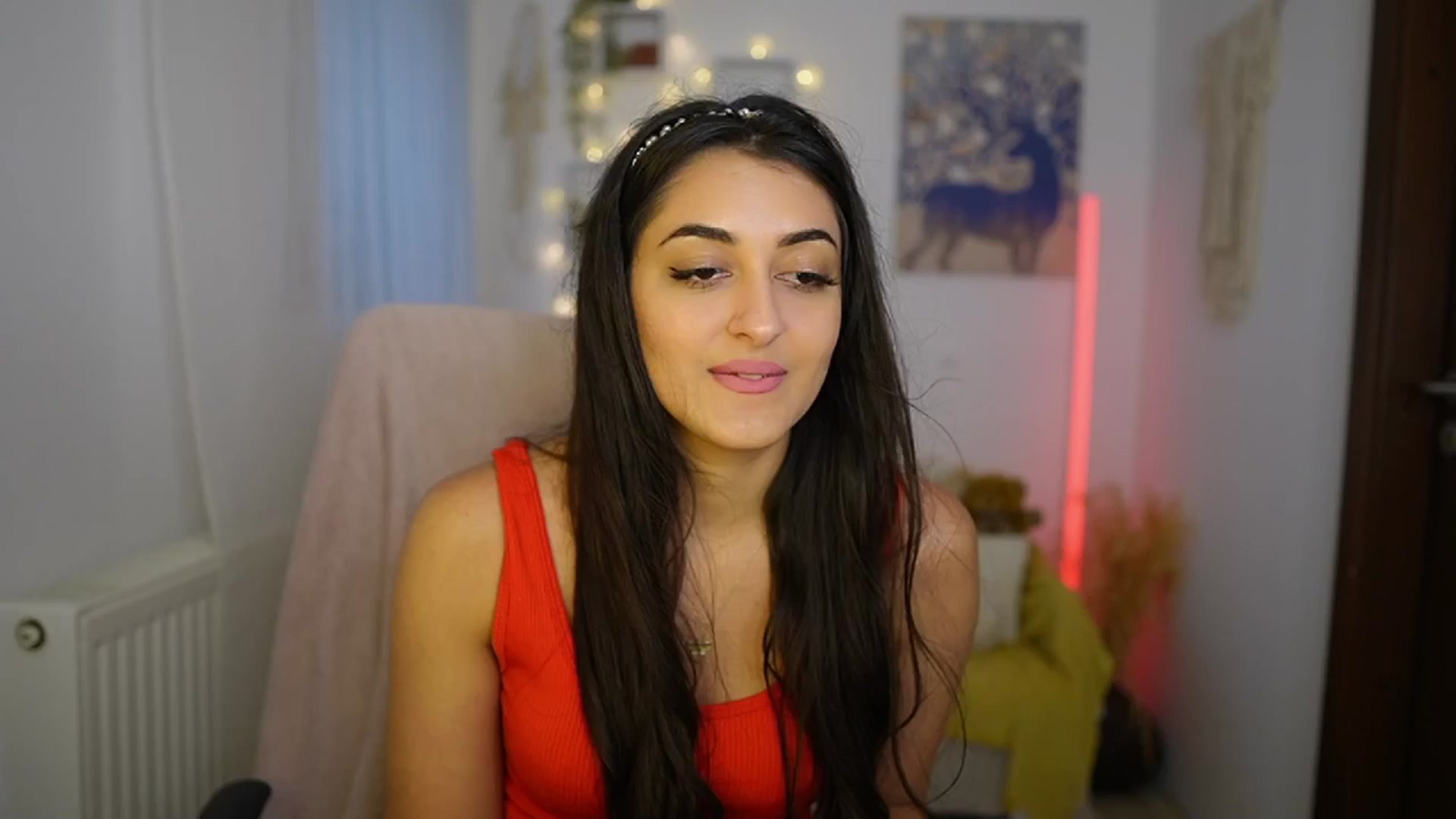 Gallery image thumbnail from Frida_Sante18's myfreecams stream on, 06/15/2024, 16:14 image 3 of 20