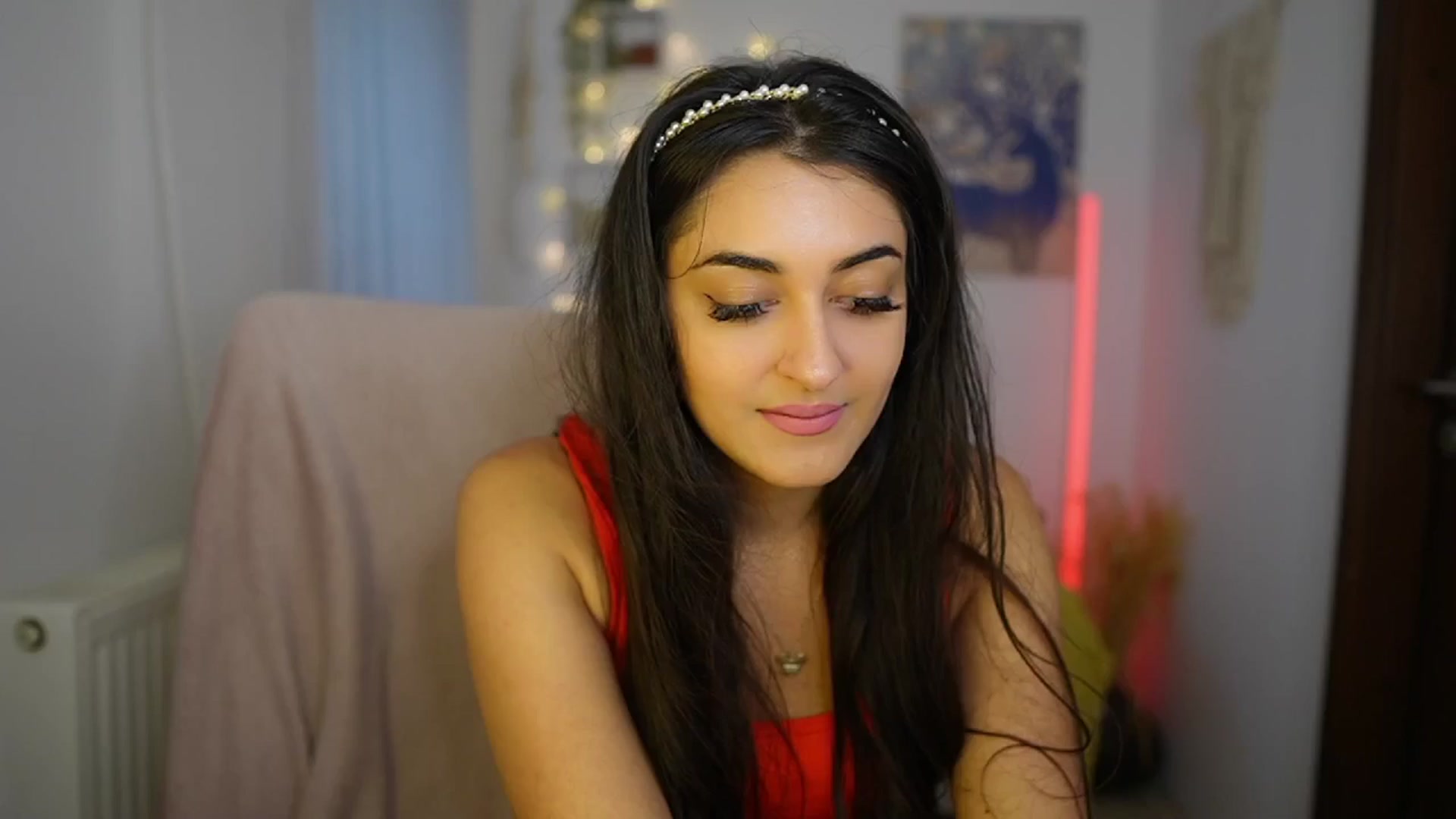Gallery image thumbnail from Frida_Sante18's myfreecams stream on, 06/15/2024, 16:14 image 19 of 20