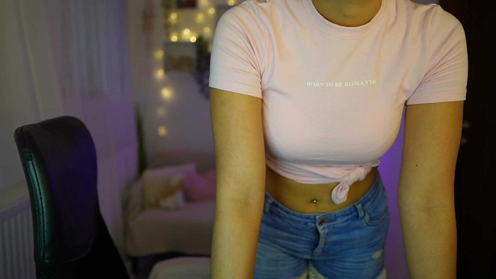 Gallery image thumbnail from Frida_Sante18's myfreecams stream on, 07/01/2024, 17:14 image 8 of 20