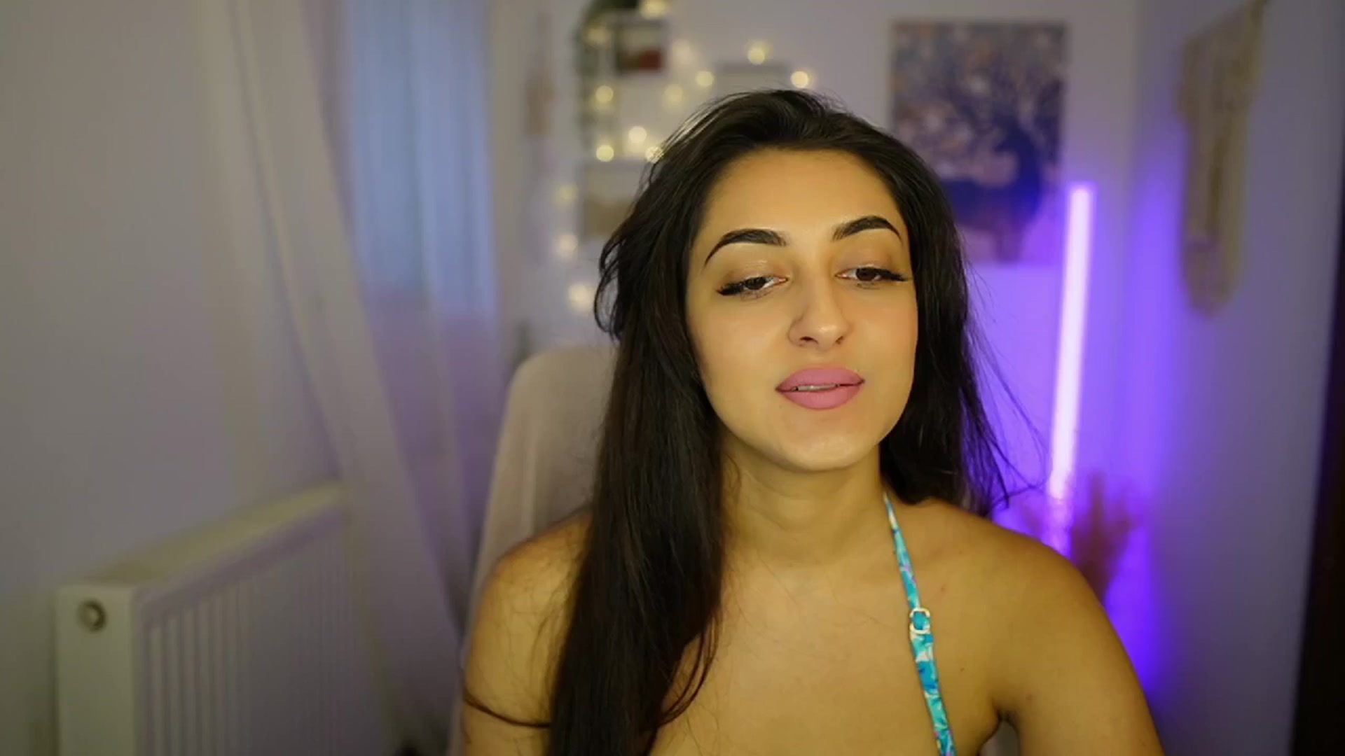 Gallery image thumbnail from Frida_Sante18's myfreecams stream on, 07/02/2024, 15:35 image 6 of 20