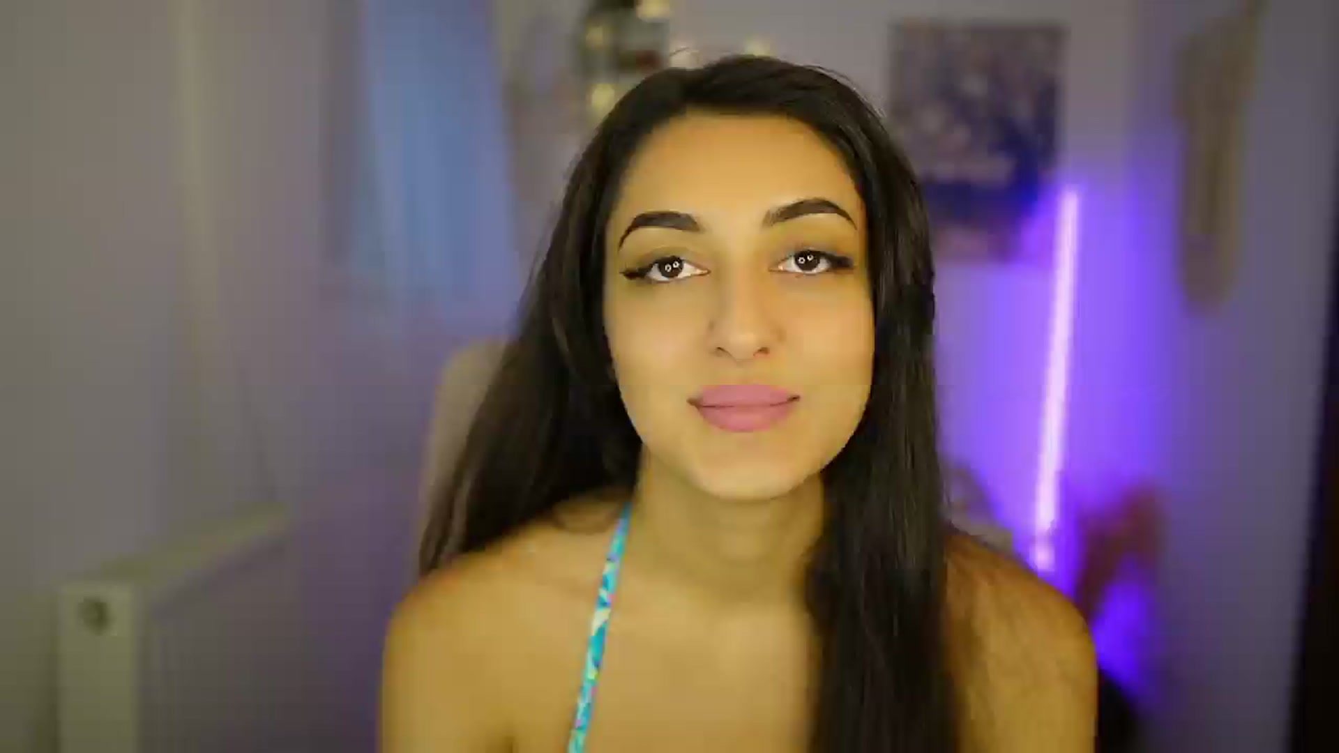 Gallery image thumbnail from Frida_Sante18's myfreecams stream on, 07/02/2024, 16:31 image 9 of 20