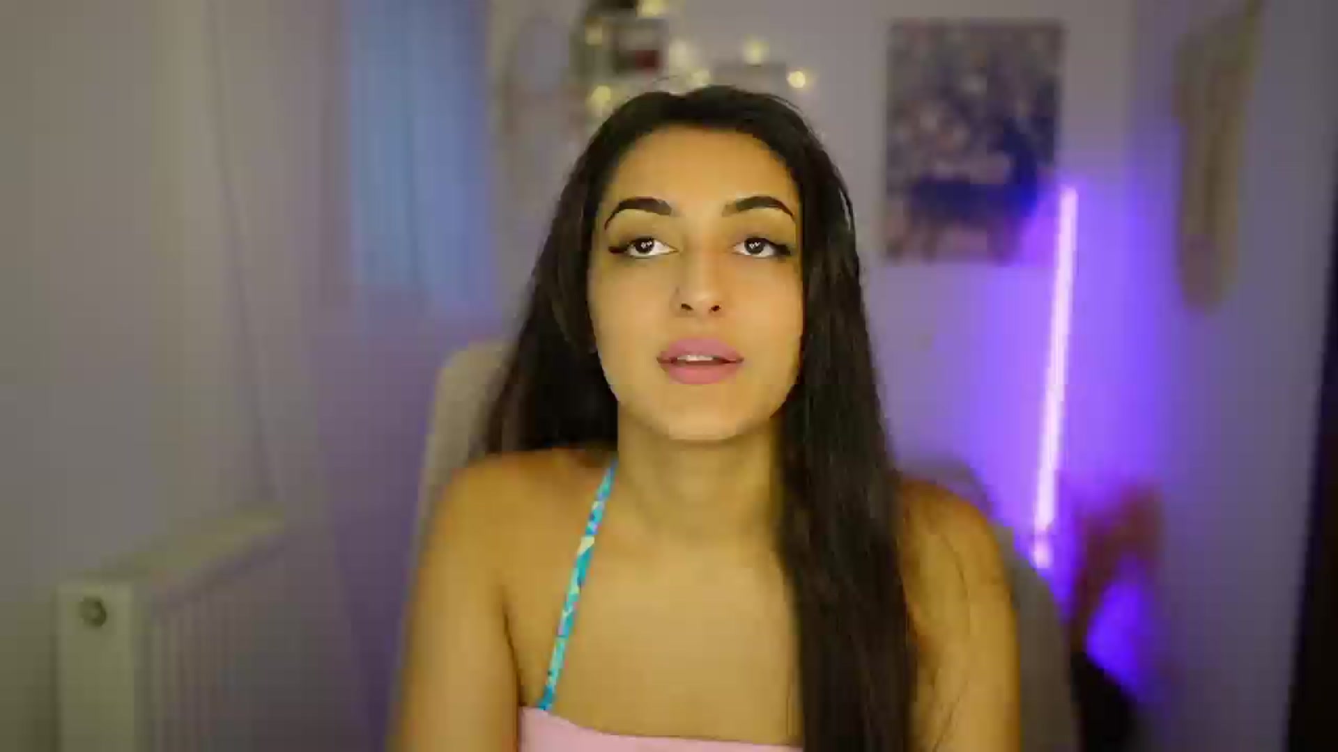 Gallery image thumbnail from Frida_Sante18's myfreecams stream on, 07/02/2024, 16:31 image 10 of 20