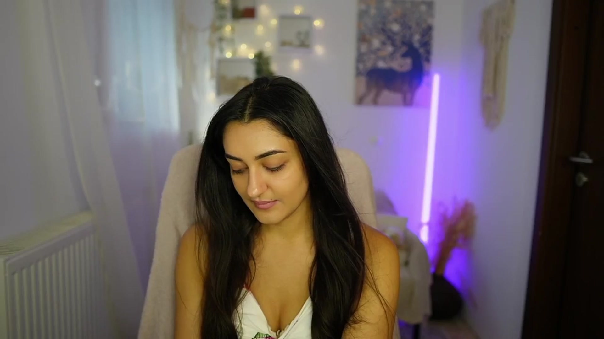 Gallery image thumbnail from Frida_Sante18's myfreecams stream on, 07/15/2024, 15:59 image 17 of 20