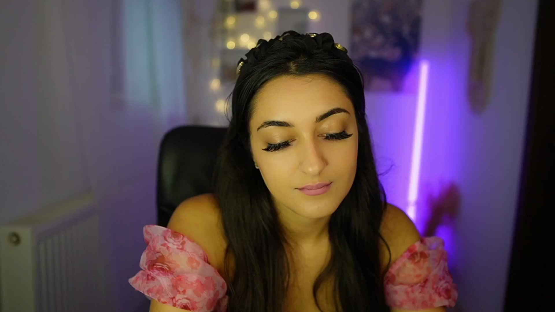Gallery image thumbnail from Frida_Sante18's myfreecams stream on, 07/18/2024, 14:49 image 17 of 20