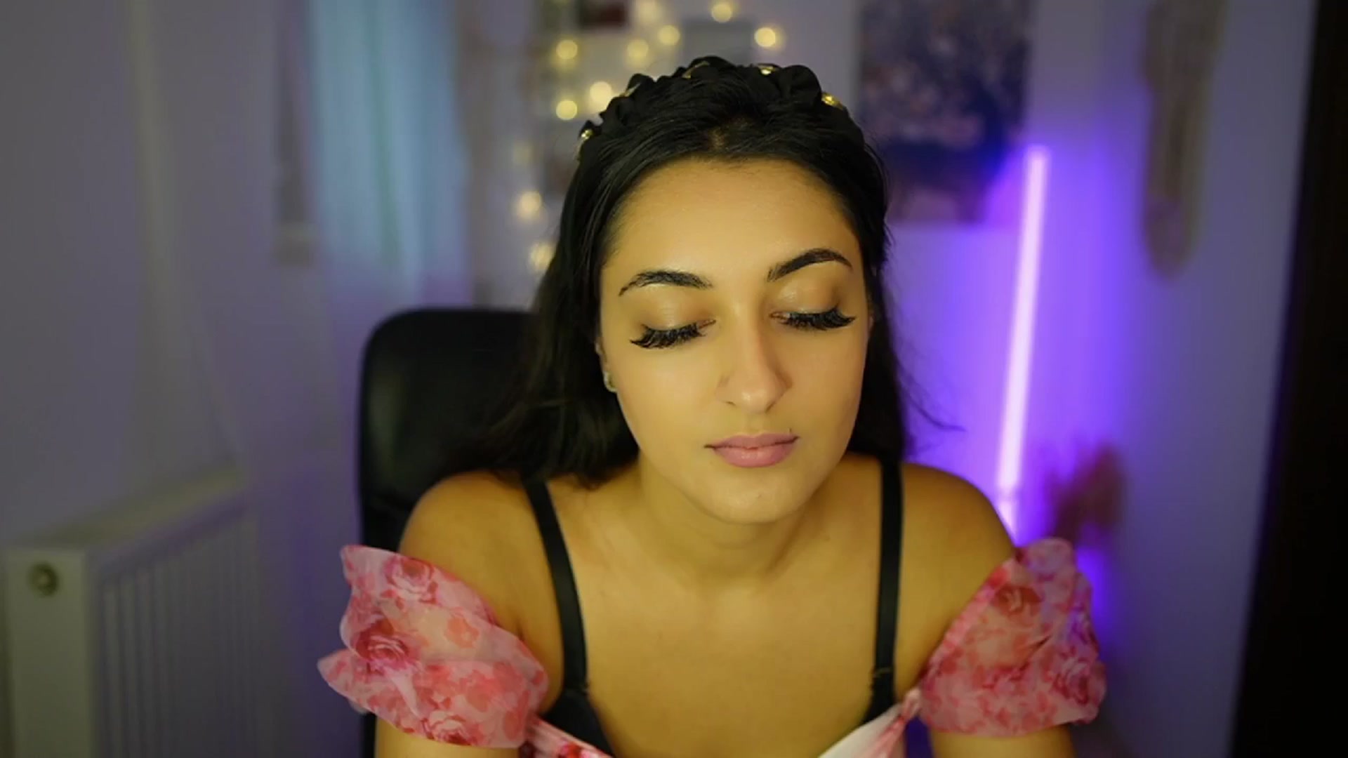 Gallery image thumbnail from Frida_Sante18's myfreecams stream on, 07/18/2024, 16:30 image 6 of 20