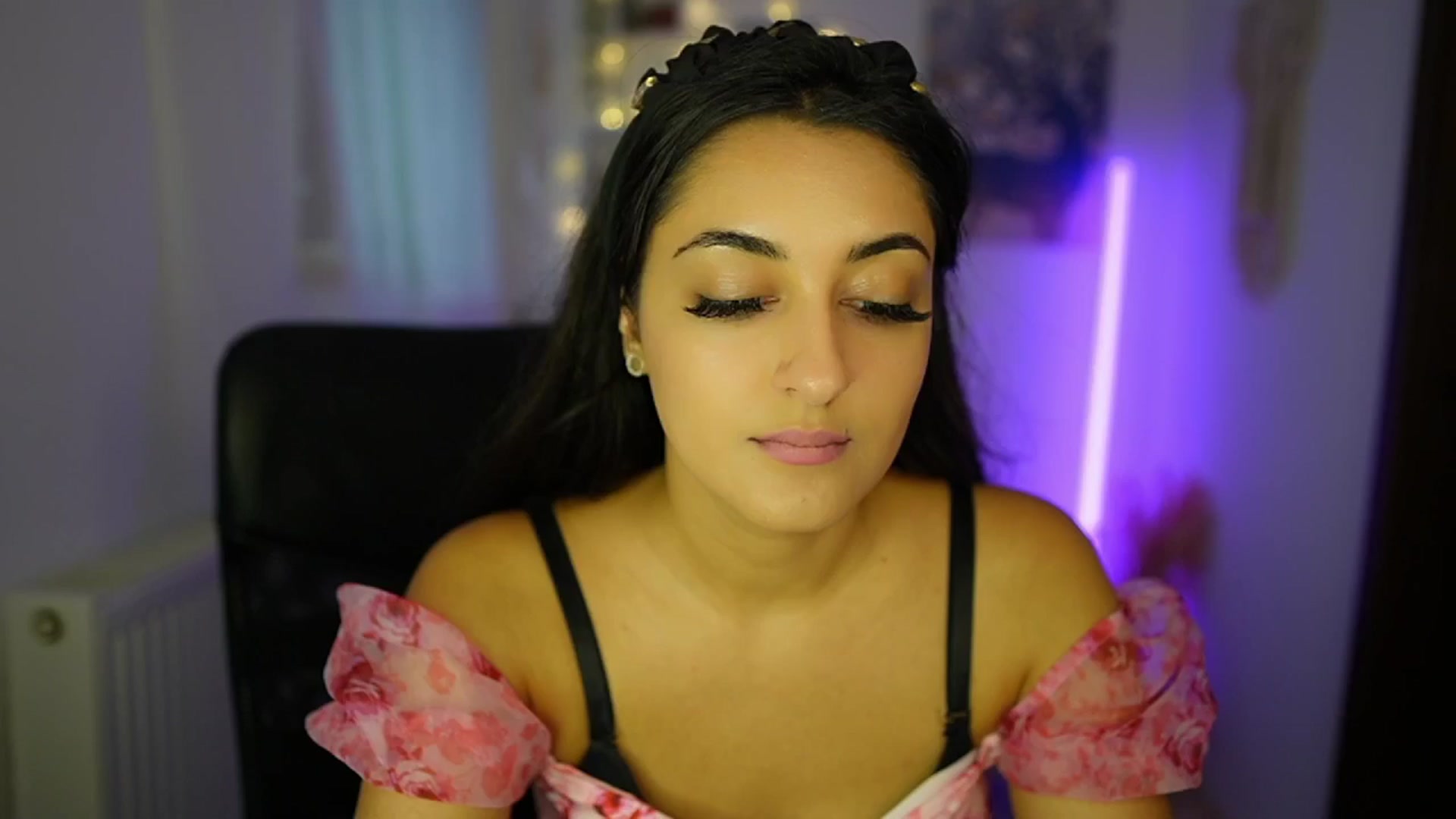 Gallery image thumbnail from Frida_Sante18's myfreecams stream on, 07/18/2024, 16:30 image 4 of 20