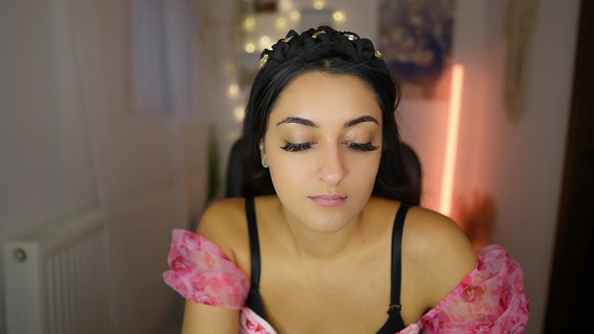 Gallery image thumbnail from Frida_Sante18's myfreecams stream on, 07/18/2024, 18:01 image 16 of 20