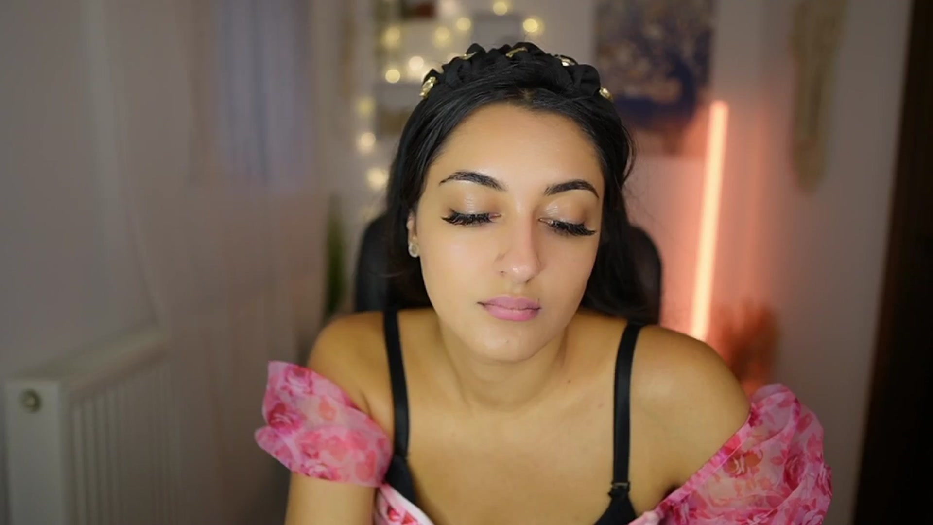 Gallery image thumbnail from Frida_Sante18's myfreecams stream on, 07/18/2024, 18:01 image 15 of 20