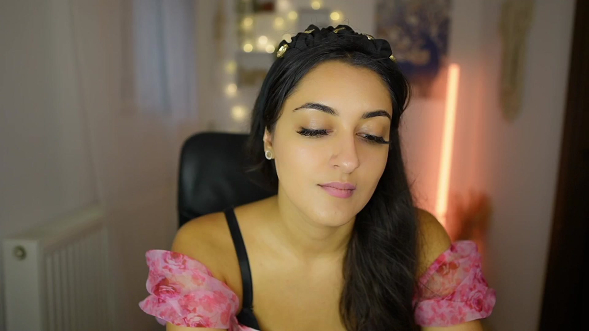 Gallery image thumbnail from Frida_Sante18's myfreecams stream on, 07/18/2024, 18:01 image 4 of 20