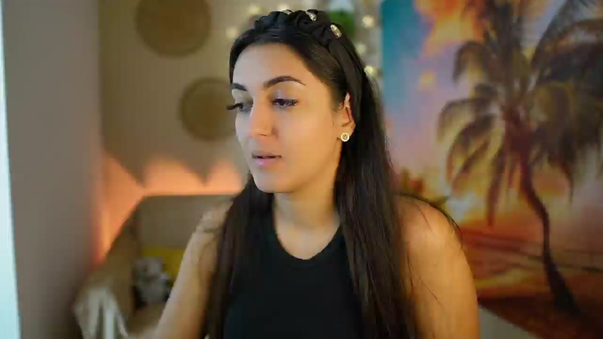 Gallery image thumbnail from Frida_Sante18's myfreecams stream on, 07/25/2024, 18:35 image 18 of 20