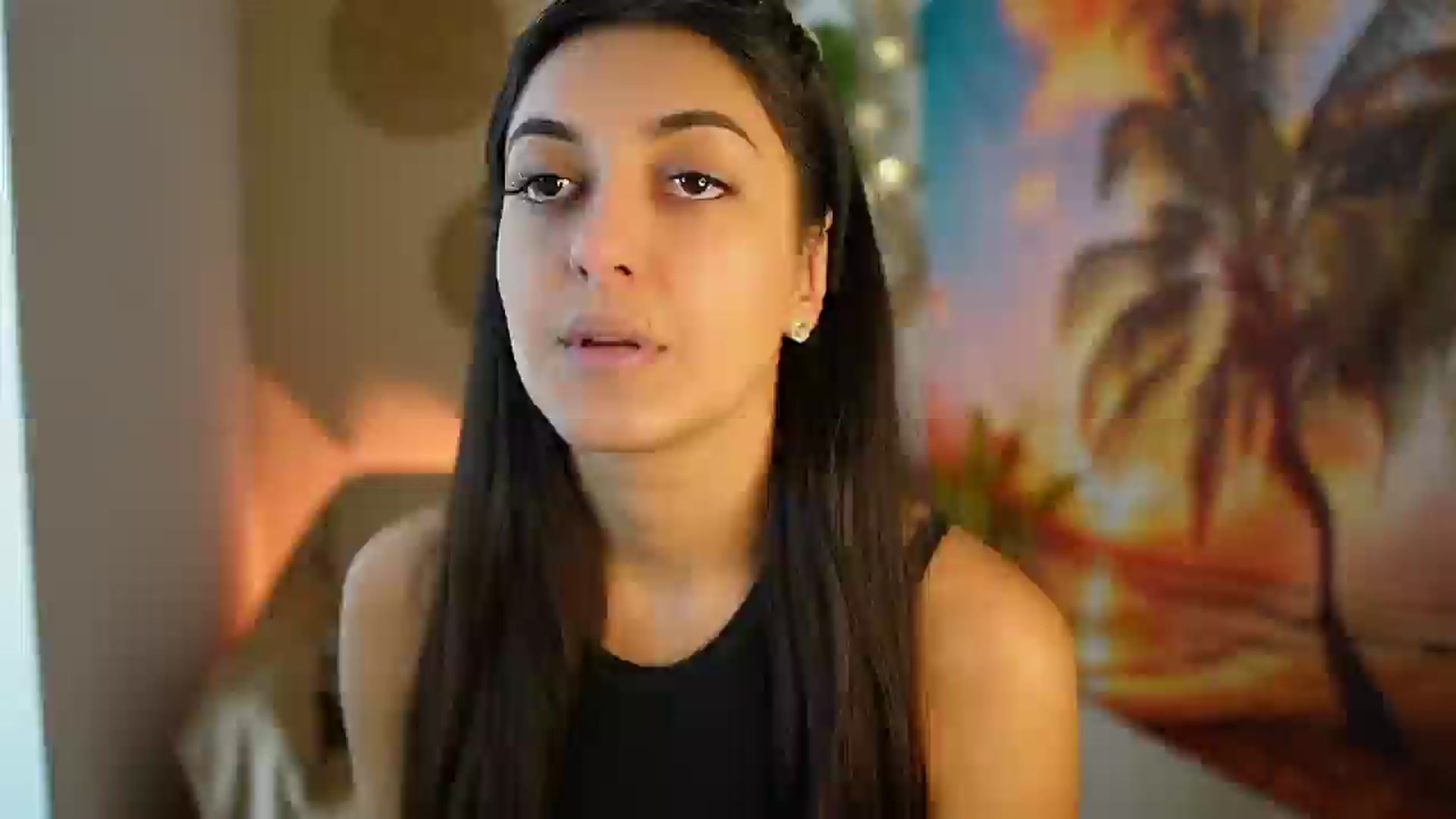 Gallery image thumbnail from Frida_Sante18's myfreecams stream on, 07/25/2024, 18:35 image 5 of 20