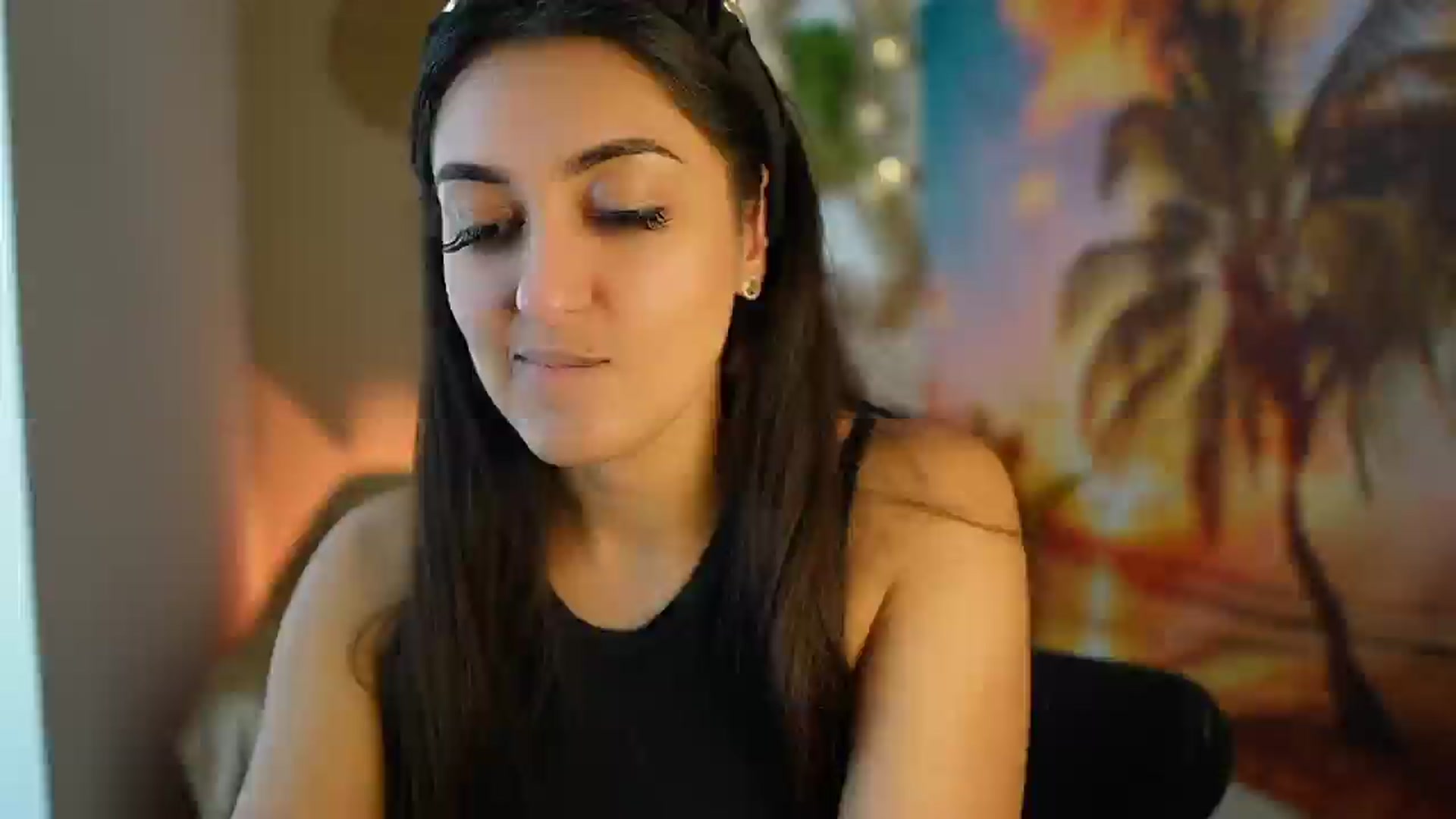 Gallery image thumbnail from Frida_Sante18's myfreecams stream on, 07/25/2024, 18:35 image 8 of 20