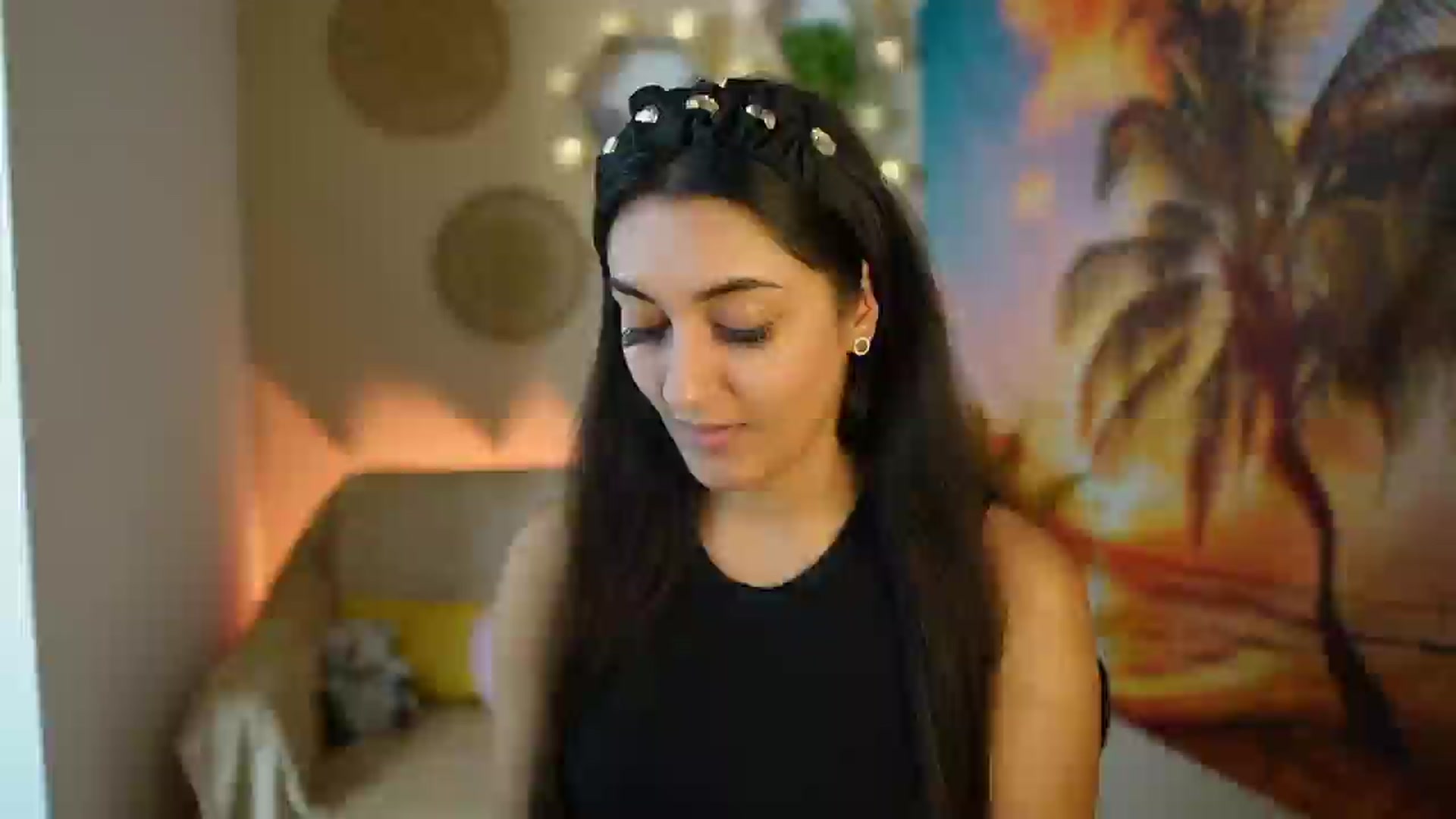 Gallery image thumbnail from Frida_Sante18's myfreecams stream on, 07/25/2024, 18:35 image 9 of 20