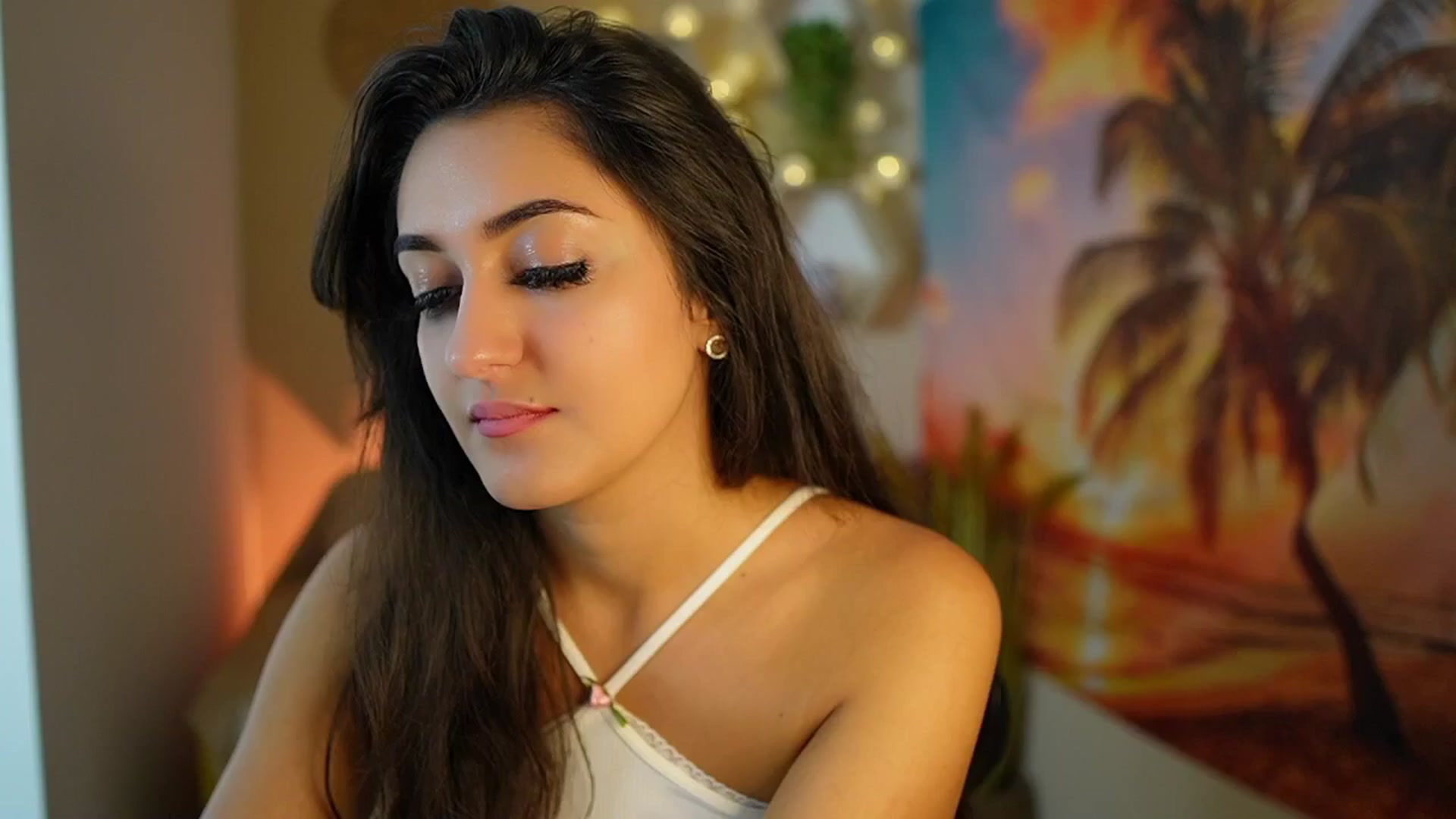 Gallery image thumbnail from Frida_Sante18's myfreecams stream on, 07/29/2024, 14:59 image 9 of 20