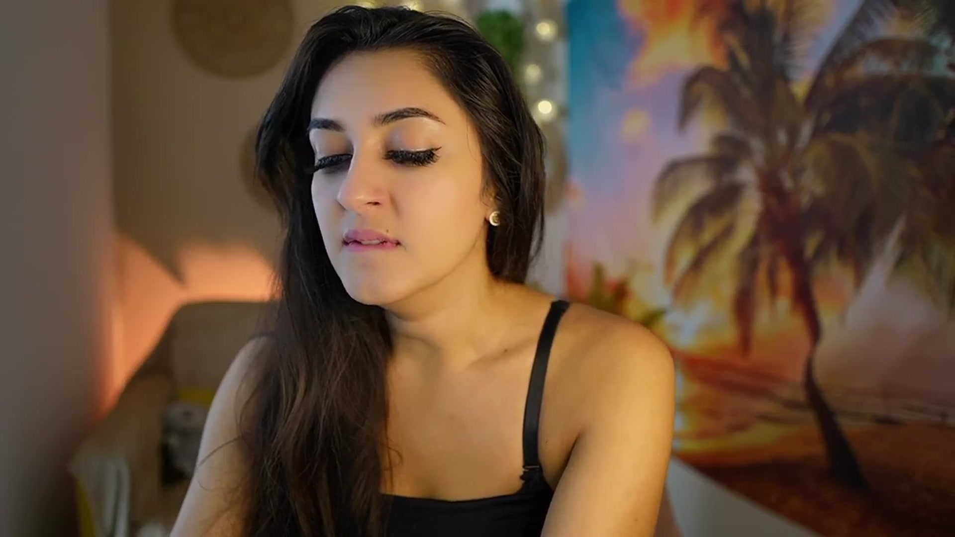 Gallery image thumbnail from Frida_Sante18's myfreecams stream on, 07/30/2024, 15:16 image 13 of 20