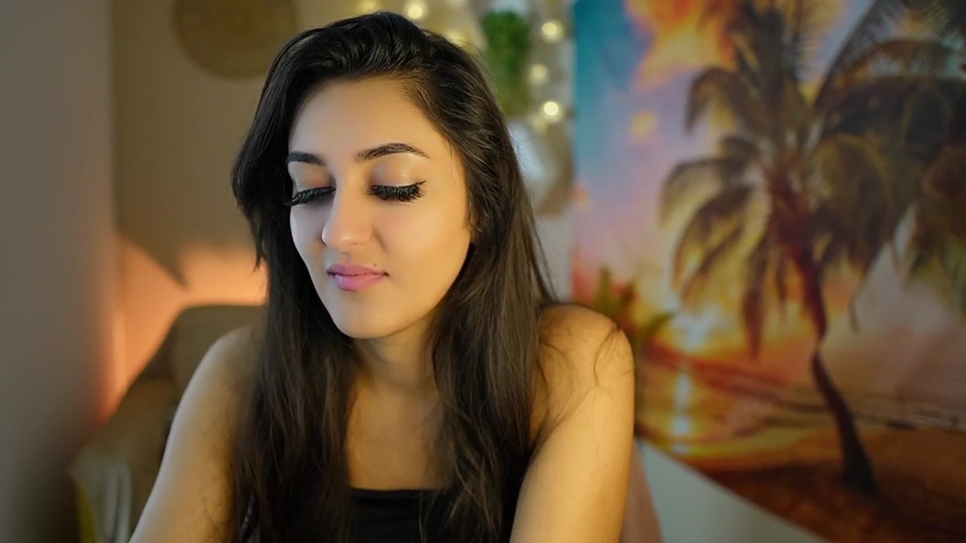 Gallery image thumbnail from Frida_Sante18's myfreecams stream on, 07/30/2024, 15:16 image 7 of 20