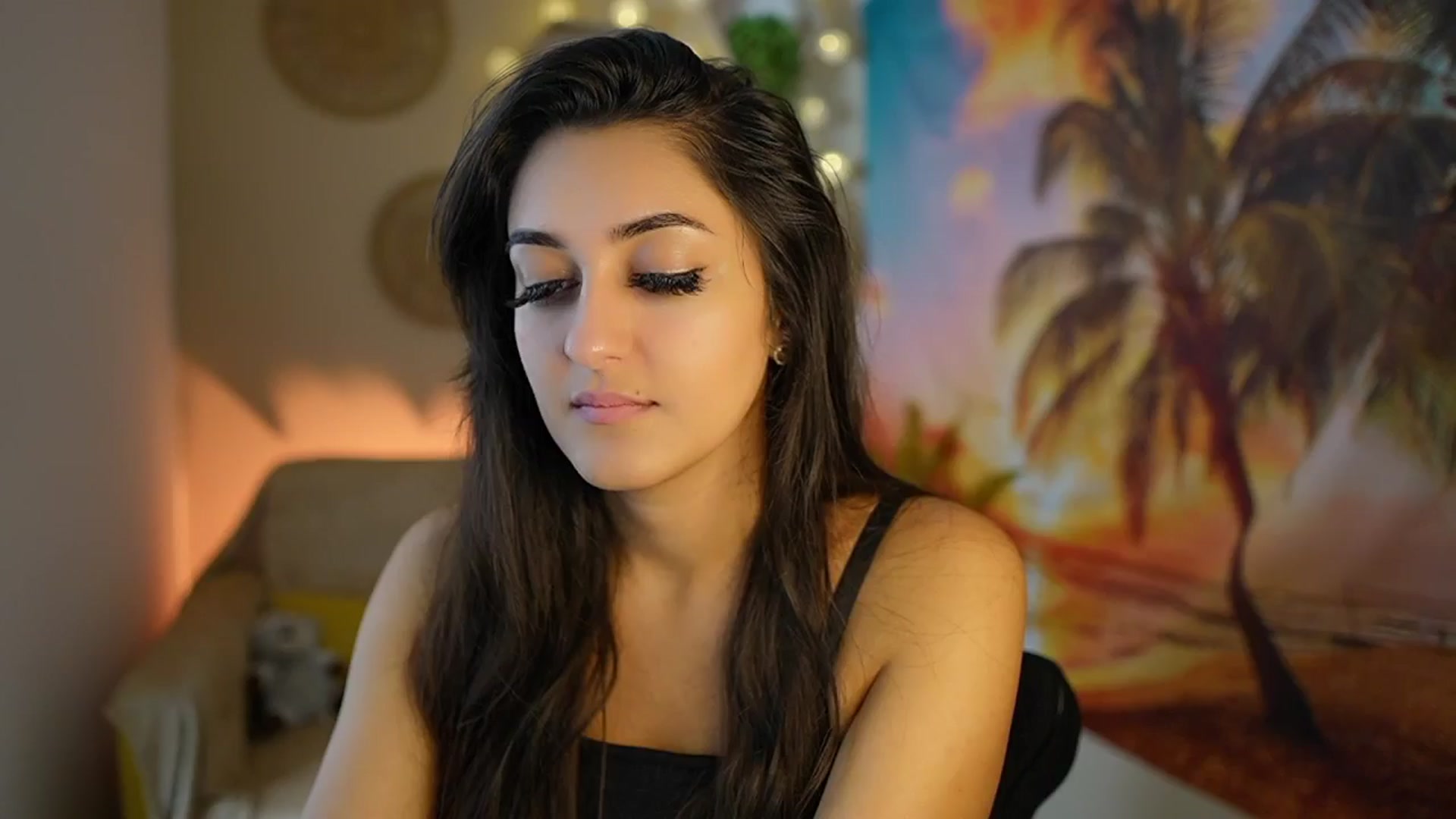 Gallery image thumbnail from Frida_Sante18's myfreecams stream on, 07/30/2024, 18:32 image 1 of 20