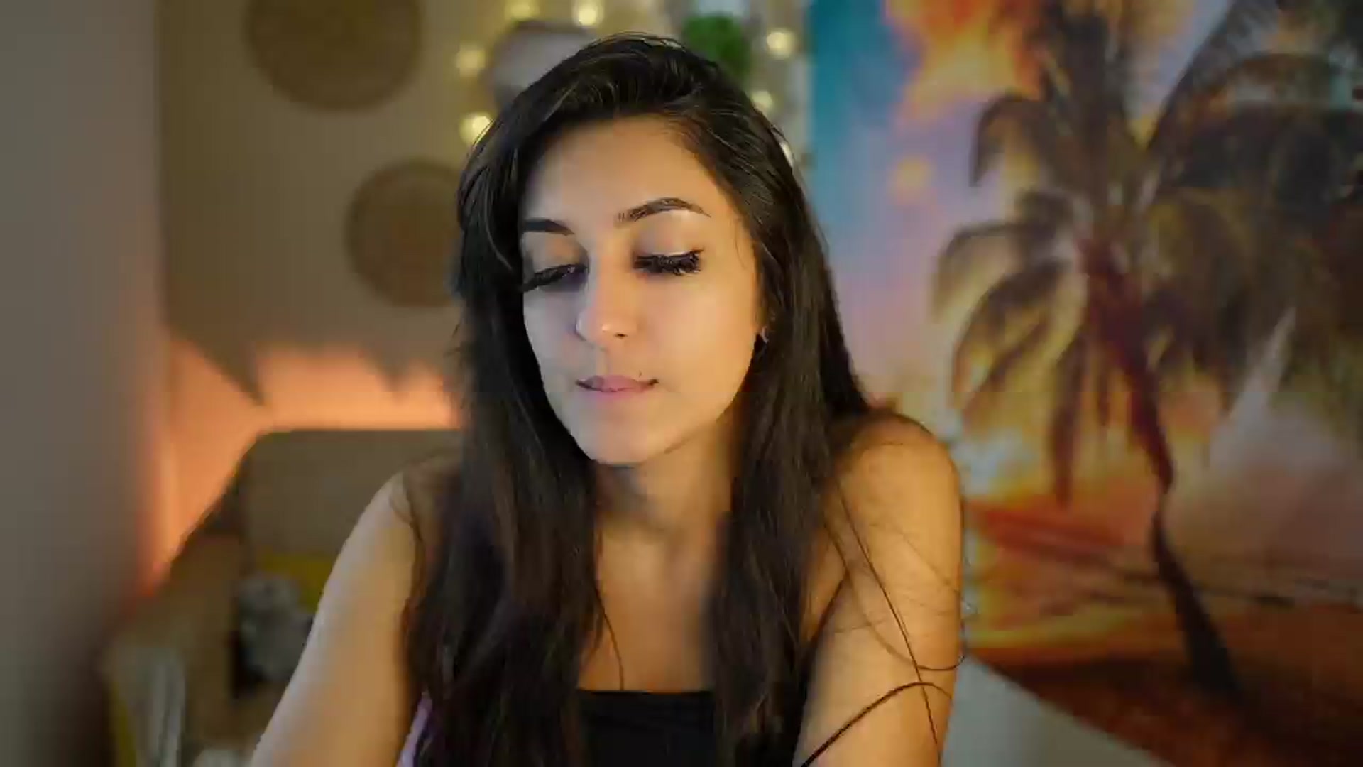 Gallery image thumbnail from Frida_Sante18's myfreecams stream on, 07/30/2024, 18:32 image 20 of 20