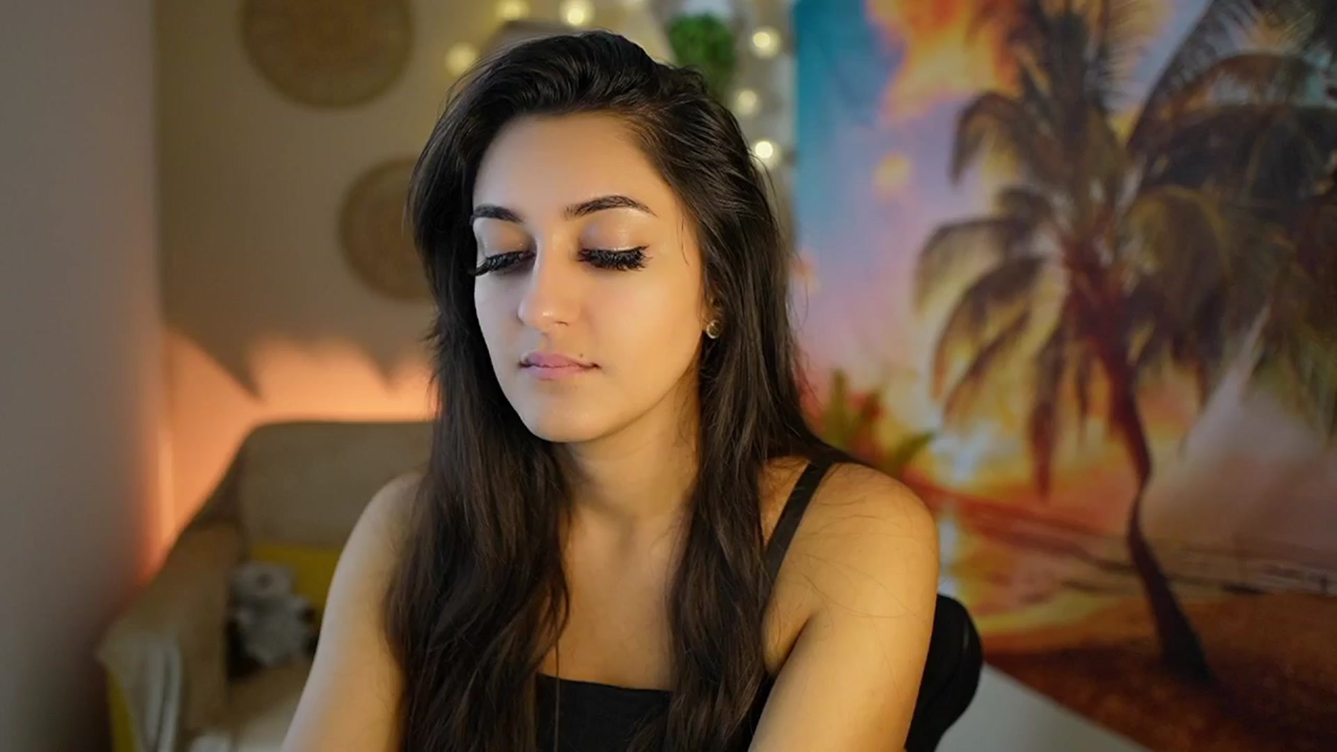 Gallery image thumbnail from Frida_Sante18's myfreecams stream on, 07/30/2024, 18:32 image 2 of 20