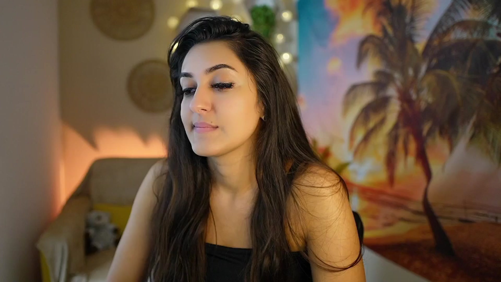 Gallery image thumbnail from Frida_Sante18's myfreecams stream on, 07/30/2024, 18:32 image 14 of 20