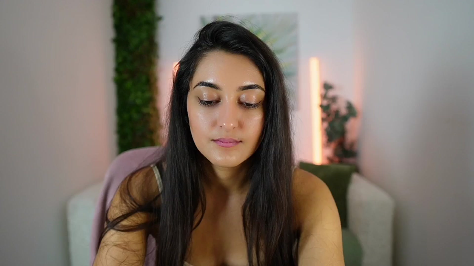 Gallery image thumbnail from Frida_Sante18's myfreecams stream on, 08/07/2024, 12:14 image 13 of 20